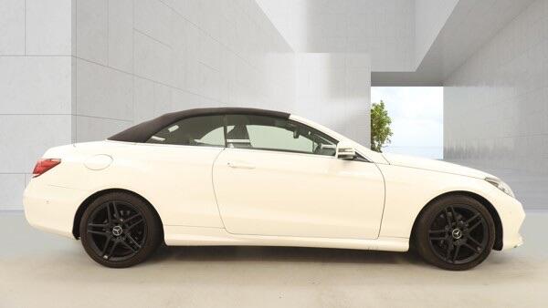 Mercedes-Benz E Class view 11