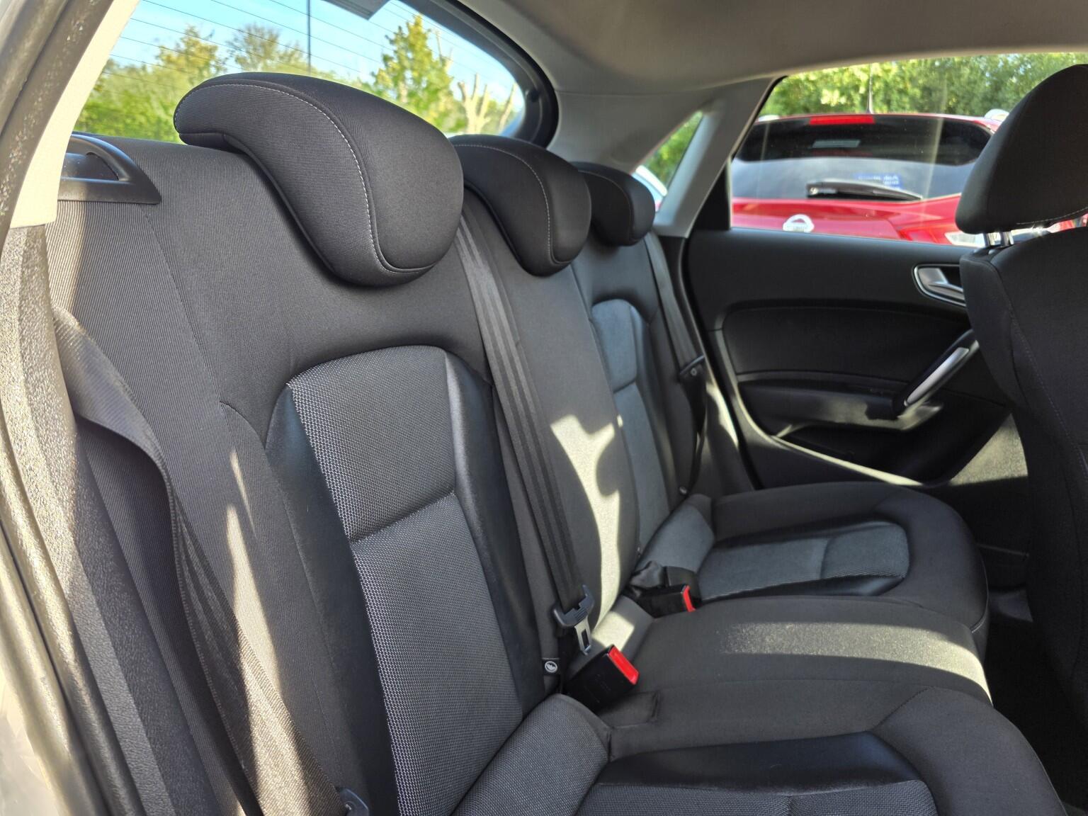 Audi A1 view 24