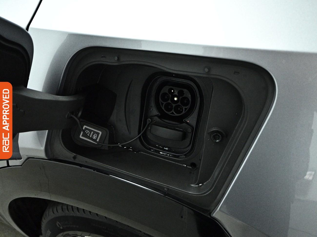 Vauxhall Mokka Electric view 15