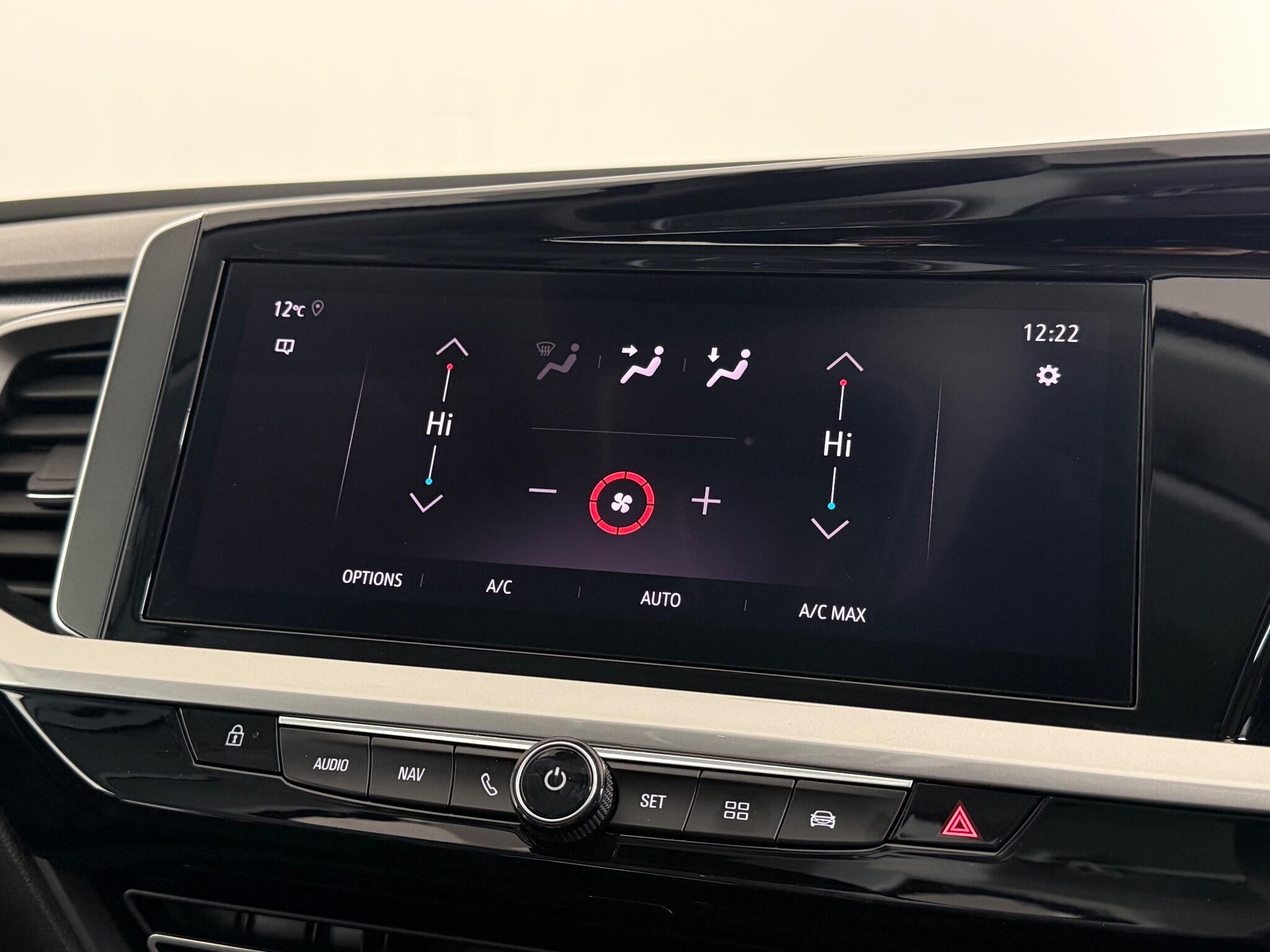 Vauxhall Grandland view 26