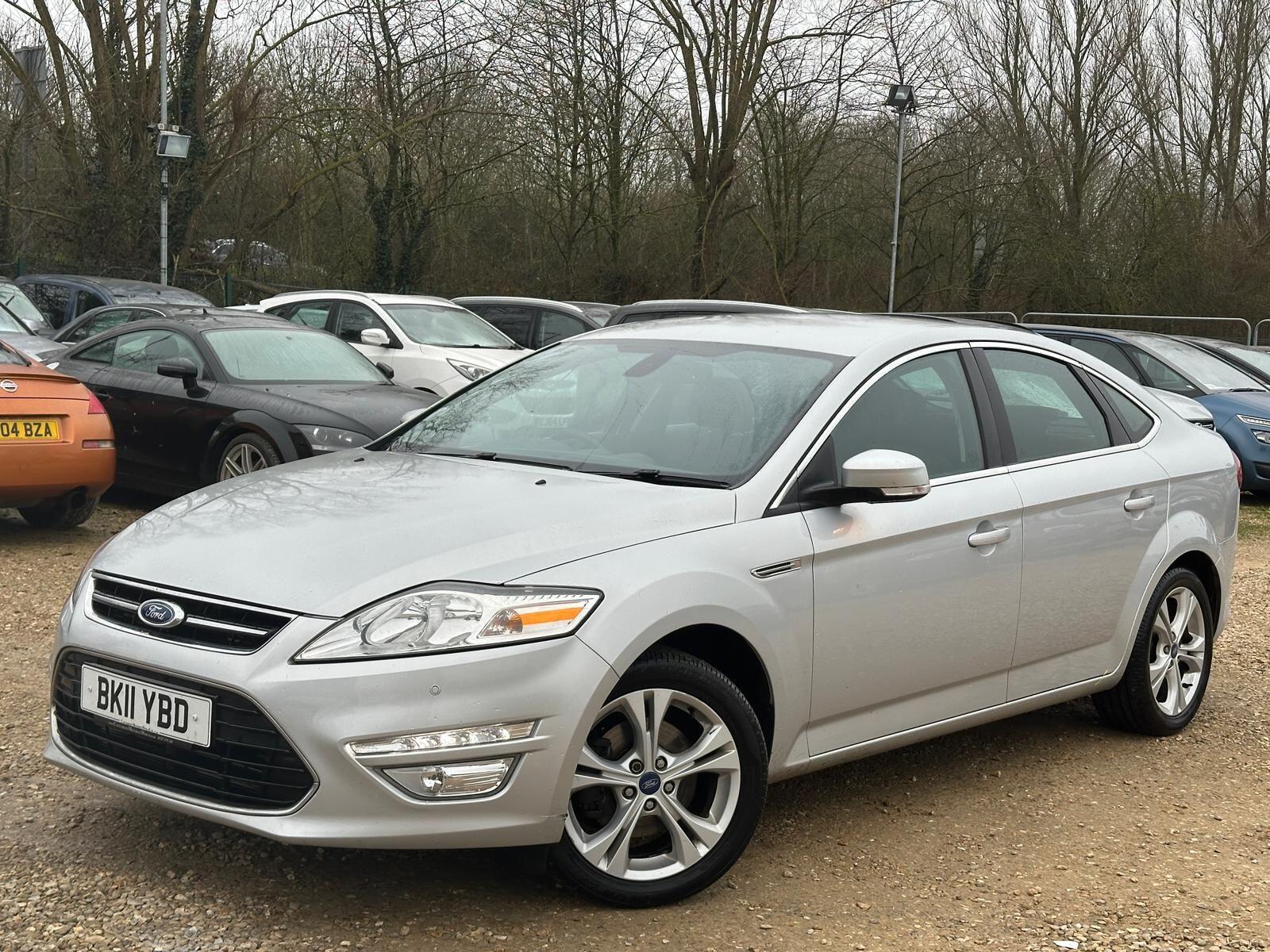 Ford Mondeo view 2