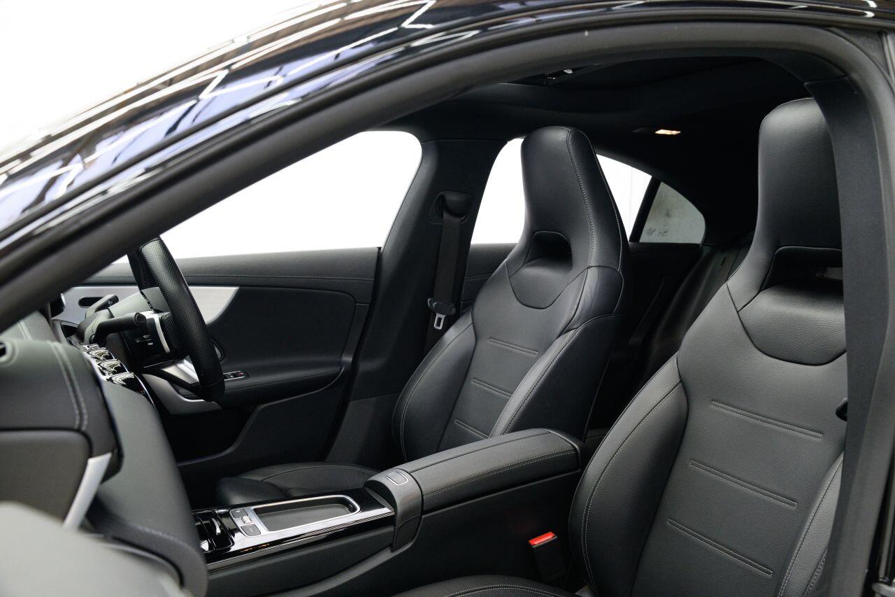 Mercedes-Benz CLA view 28