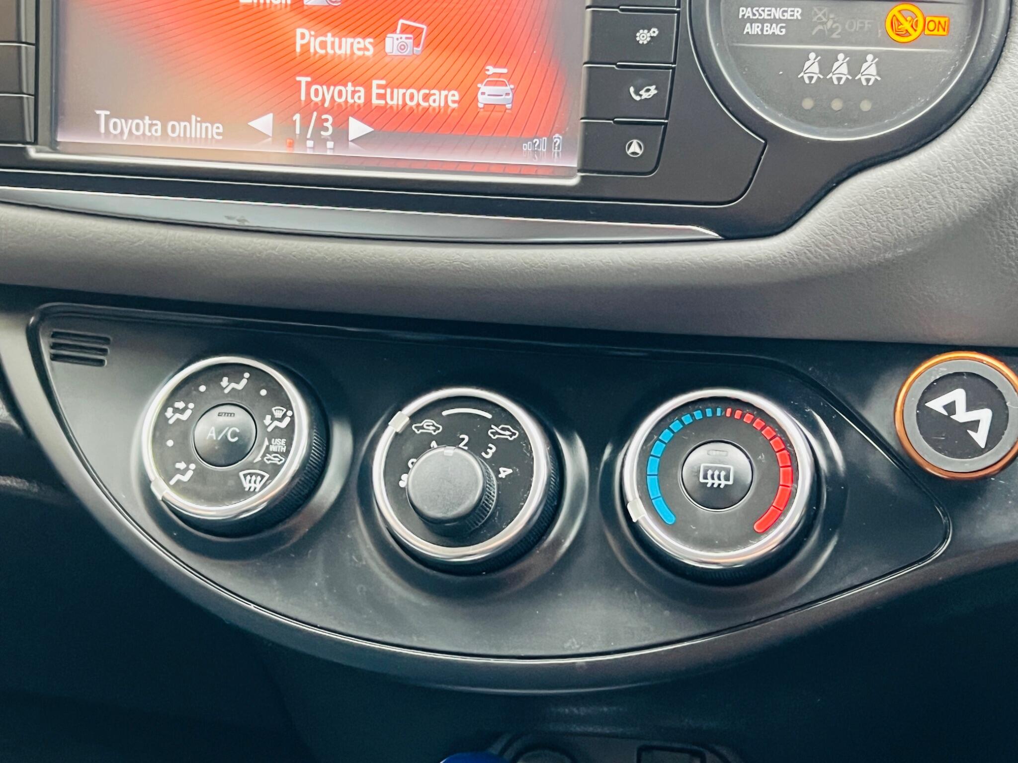 Toyota Yaris view 54