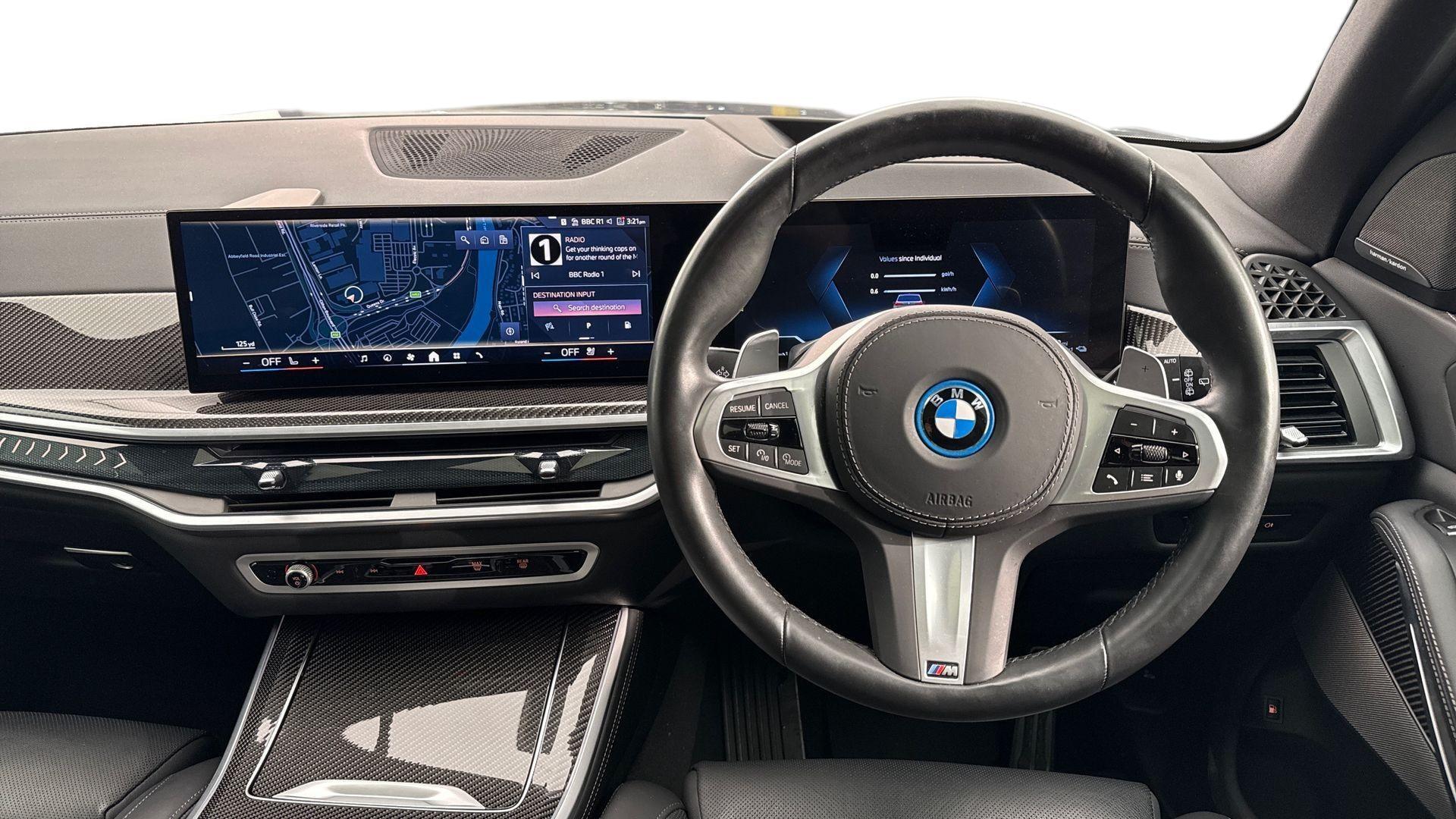 BMW X5 view 5