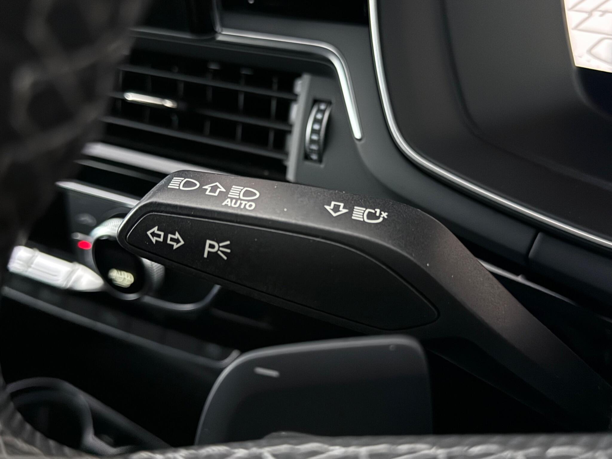 Audi A4 view 19