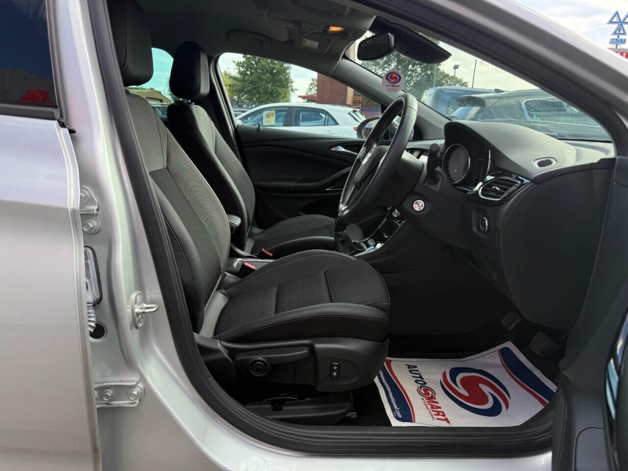 Vauxhall Astra view 38