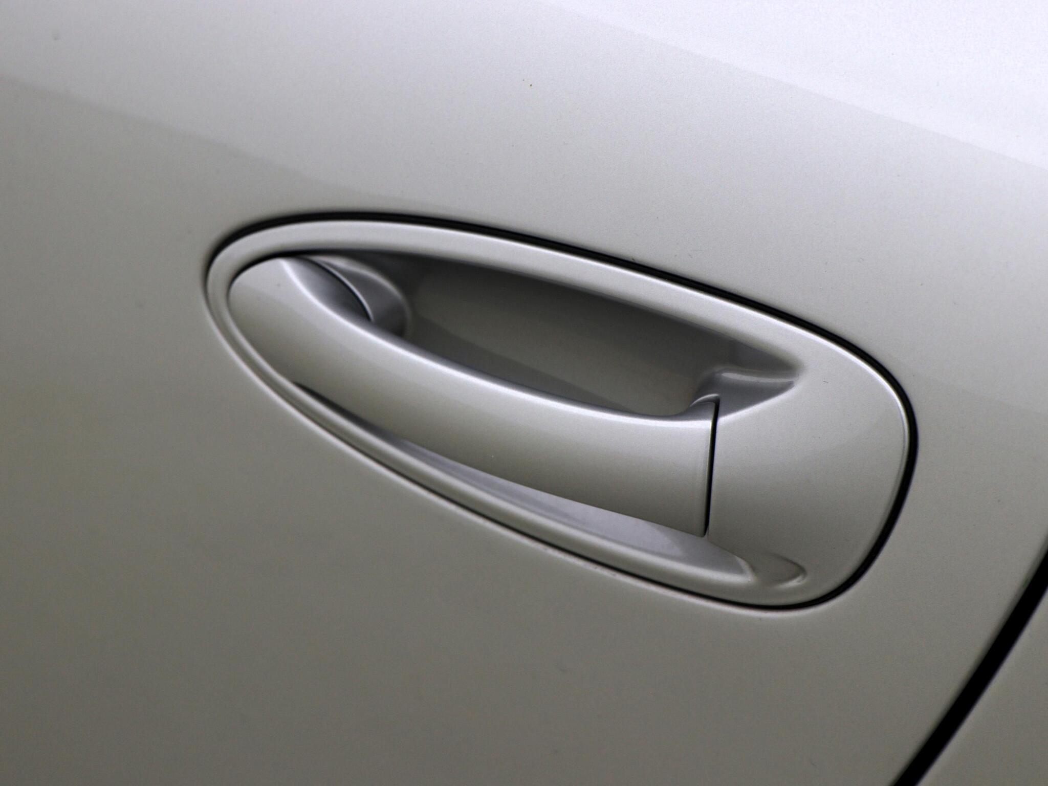 Porsche 911 view 48