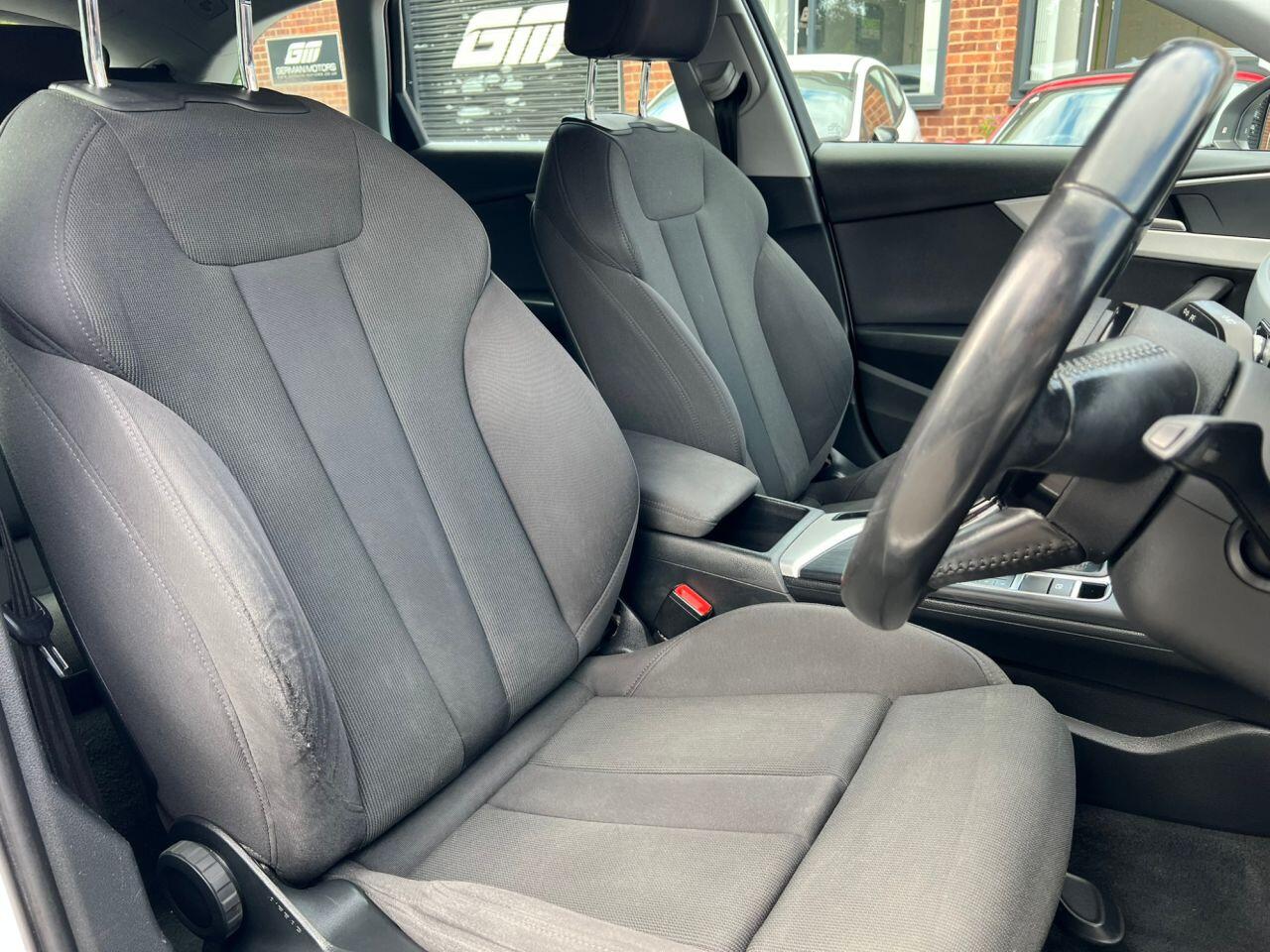 Audi A4 view 15