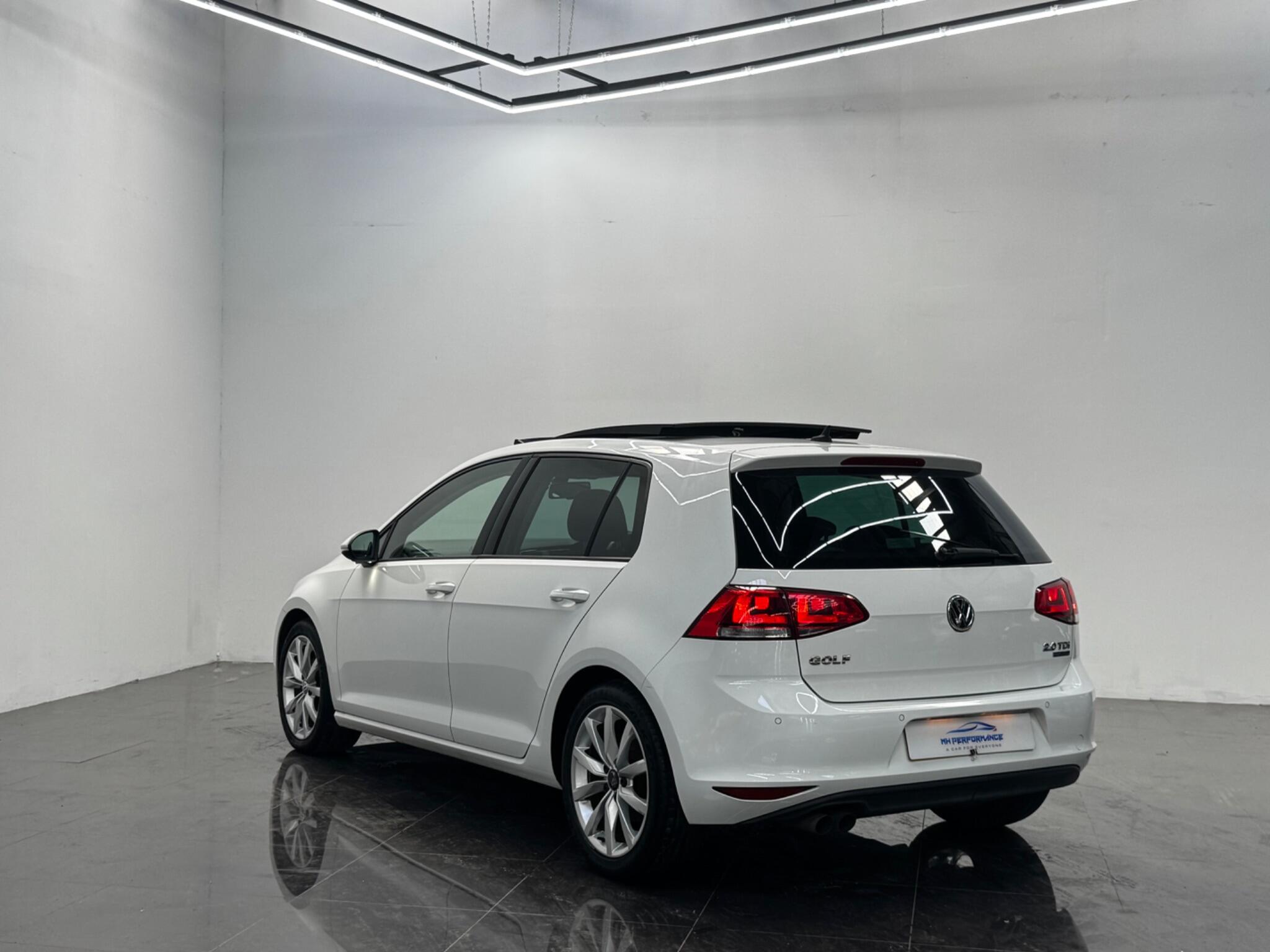 Volkswagen Golf view 26