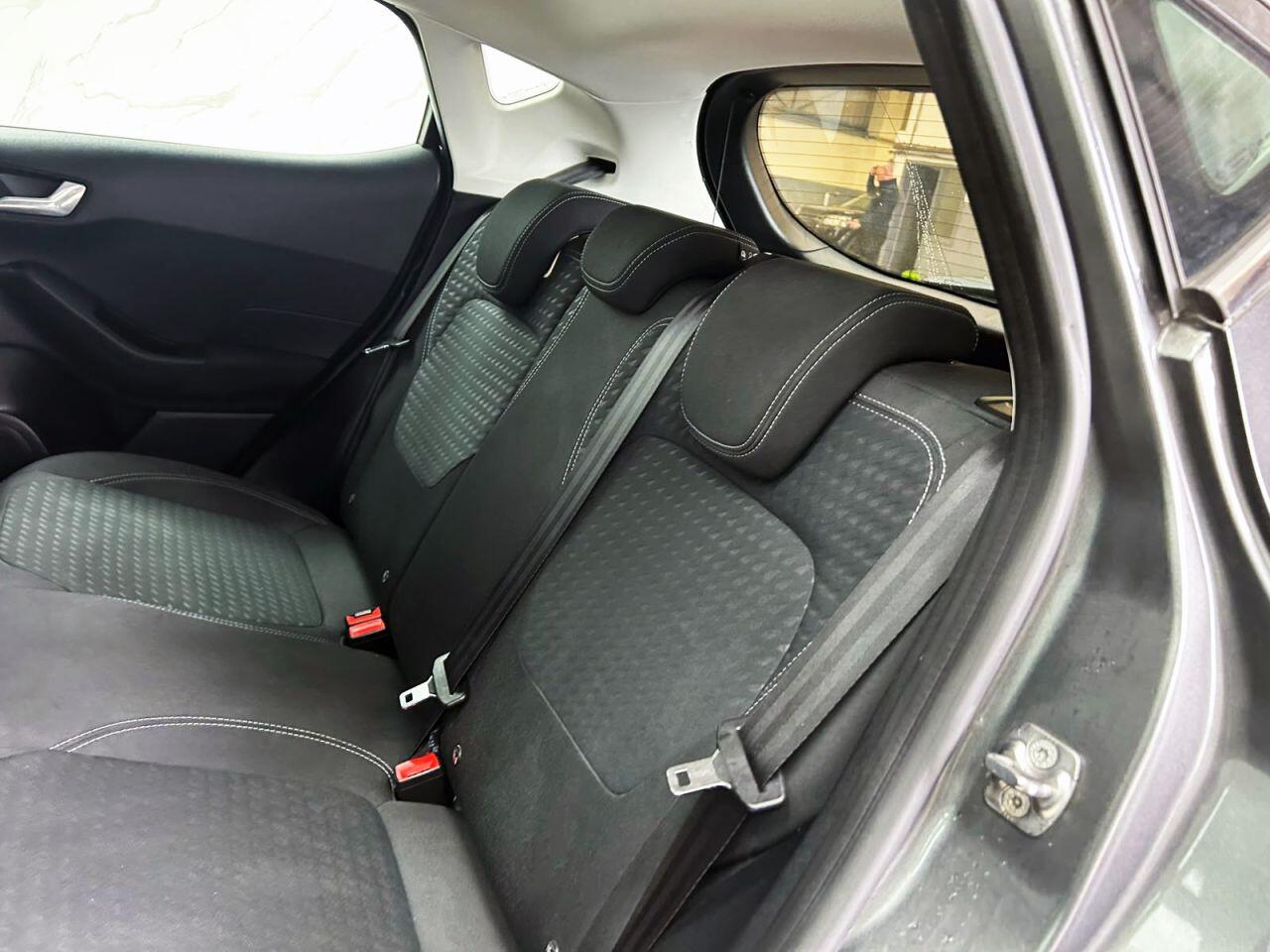 Ford Fiesta view 21