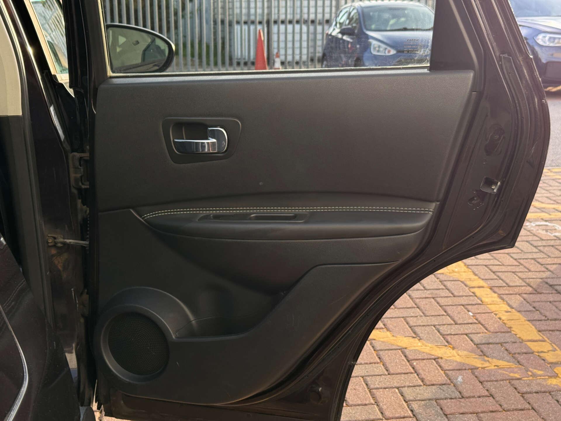 Nissan Qashqai view 23