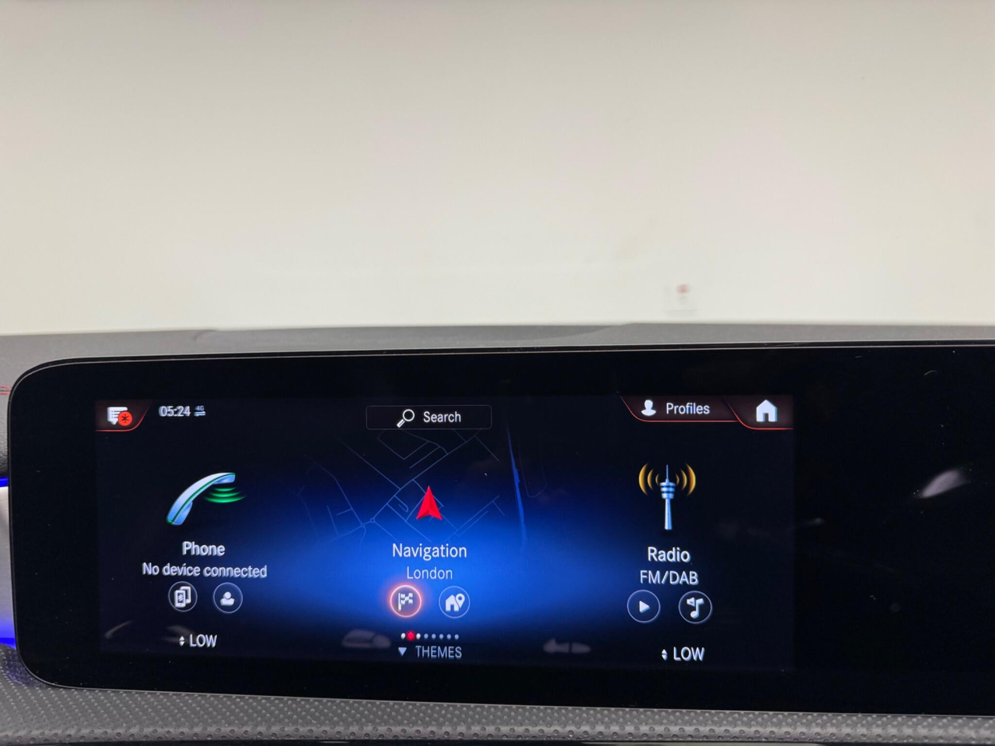 Mercedes-Benz Cla view 14