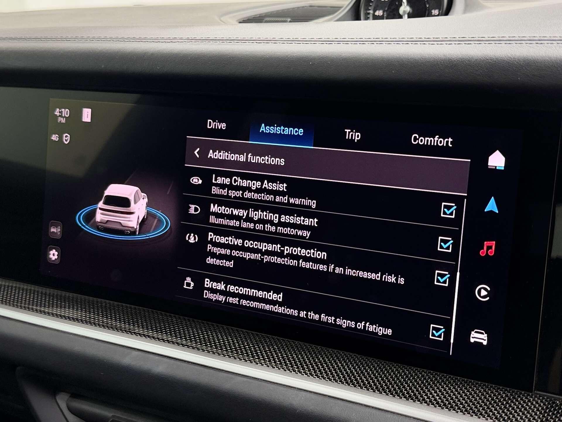 Porsche Cayenne view 55