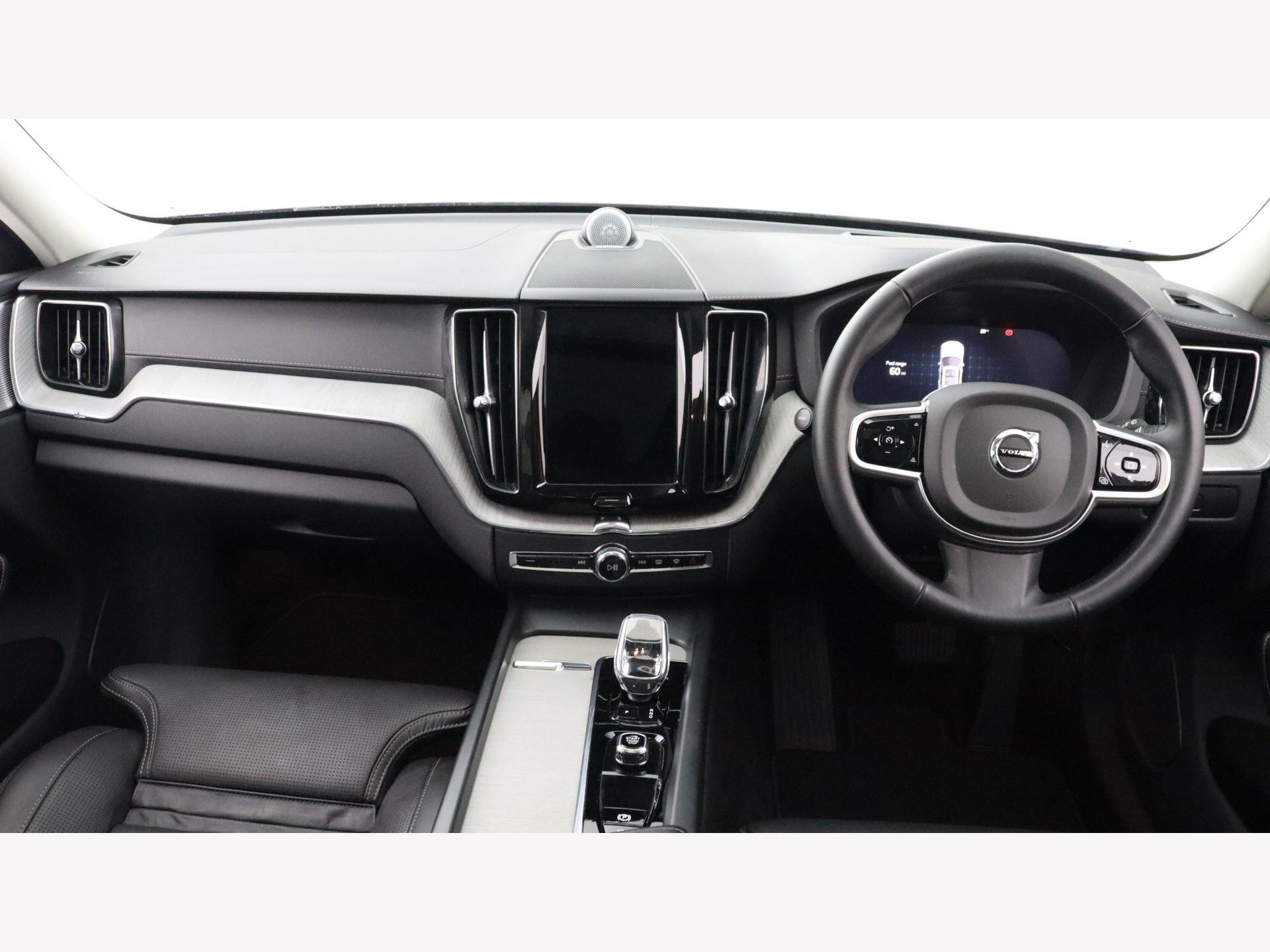 Volvo XC60 view 6