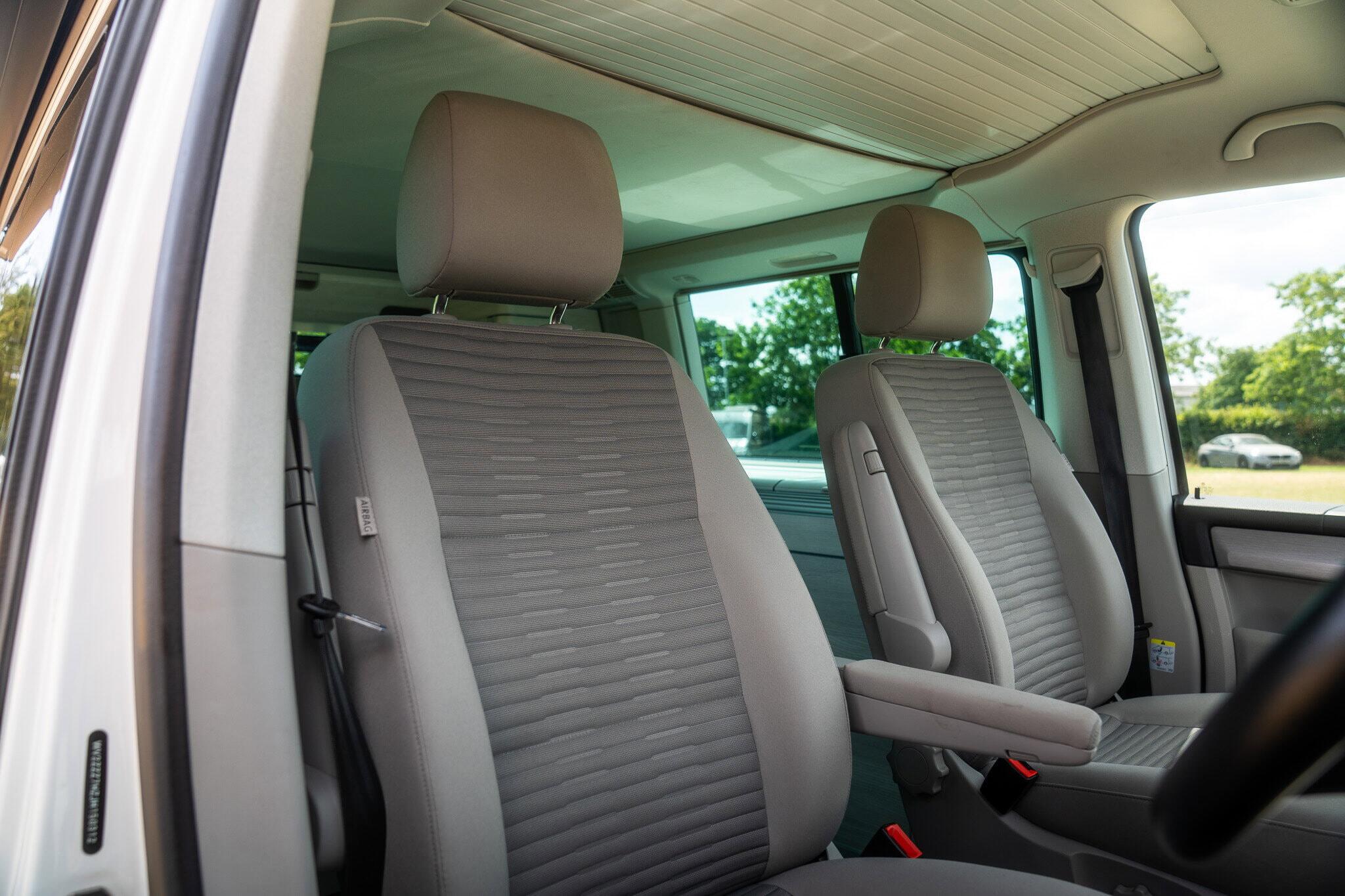 Volkswagen California view 22
