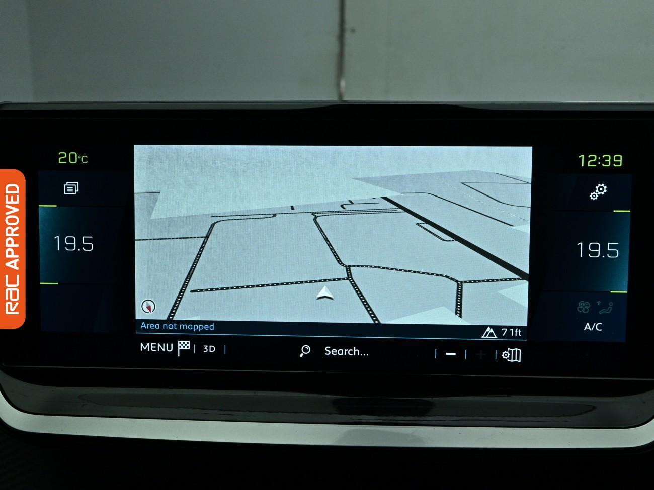 Peugeot E-2008 view 16