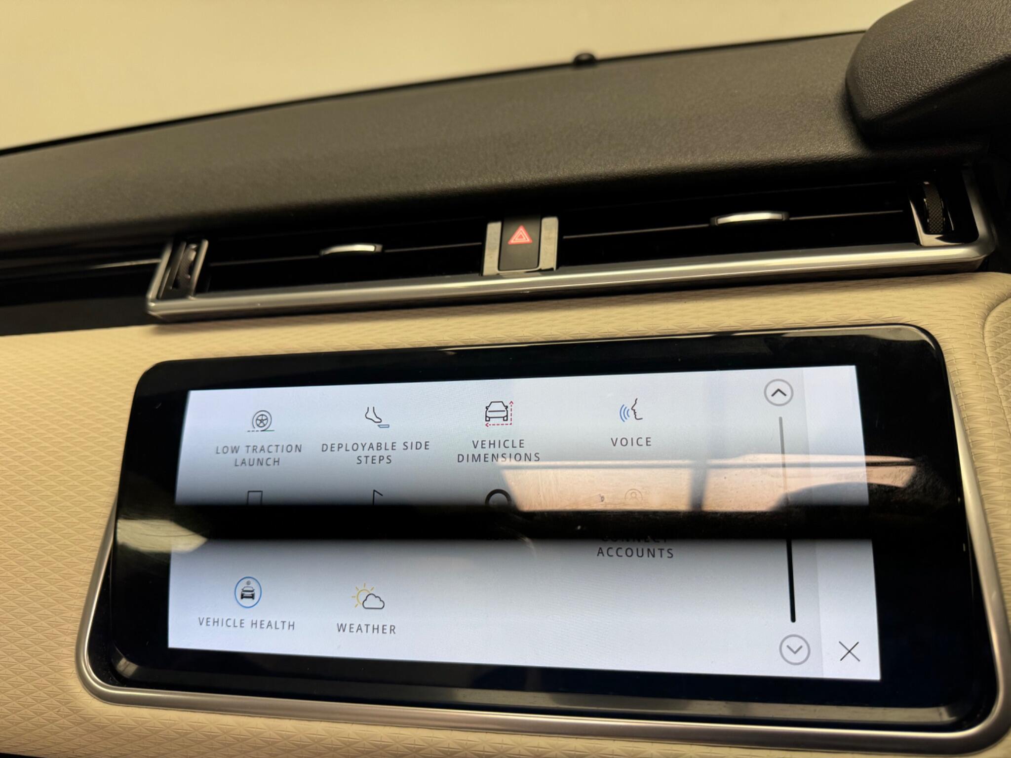 Land Rover Range Rover Velar view 23
