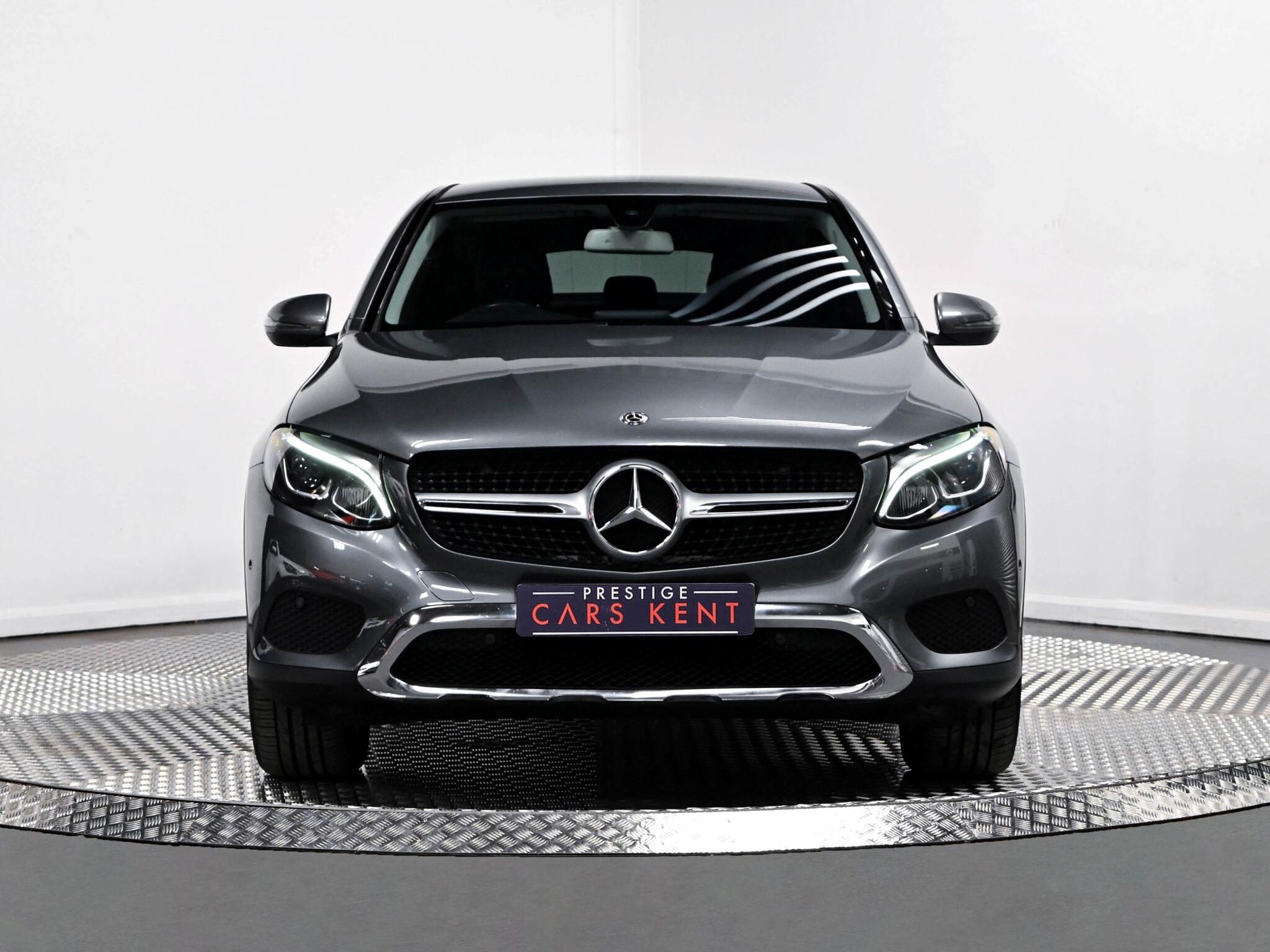 Mercedes-Benz GLC view 22