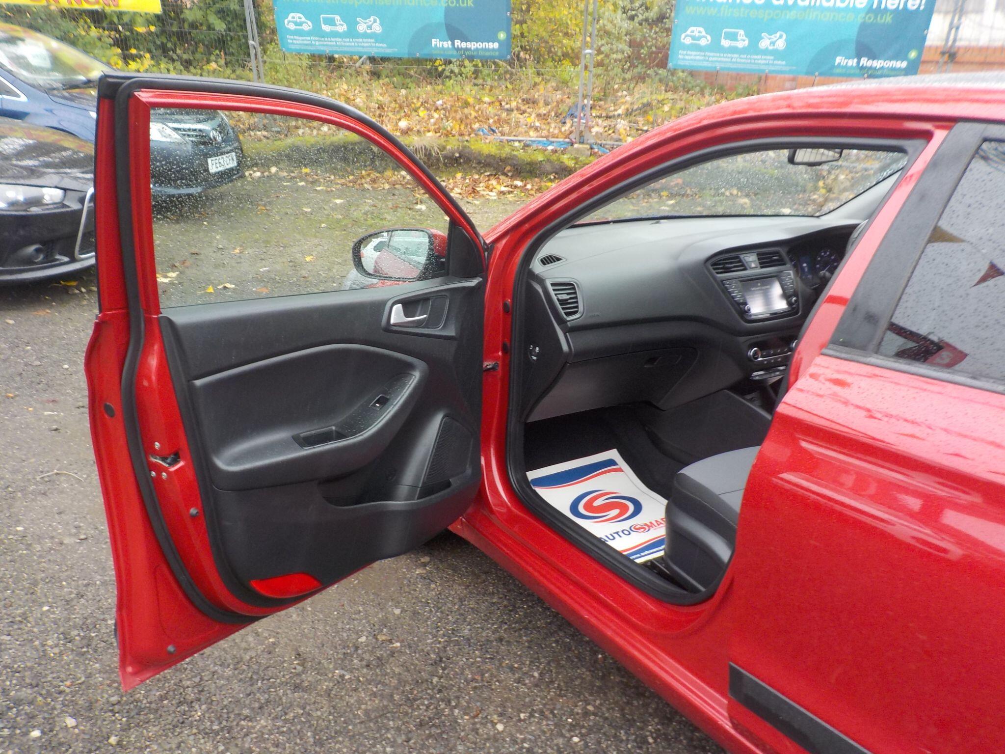 Hyundai i20 1.2 Premium SE Nav Euro 6 5dr