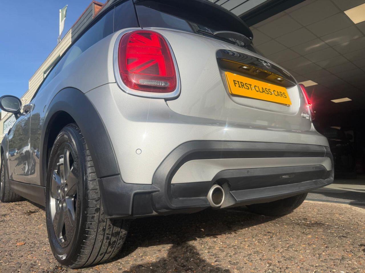Mini Hatch view 17