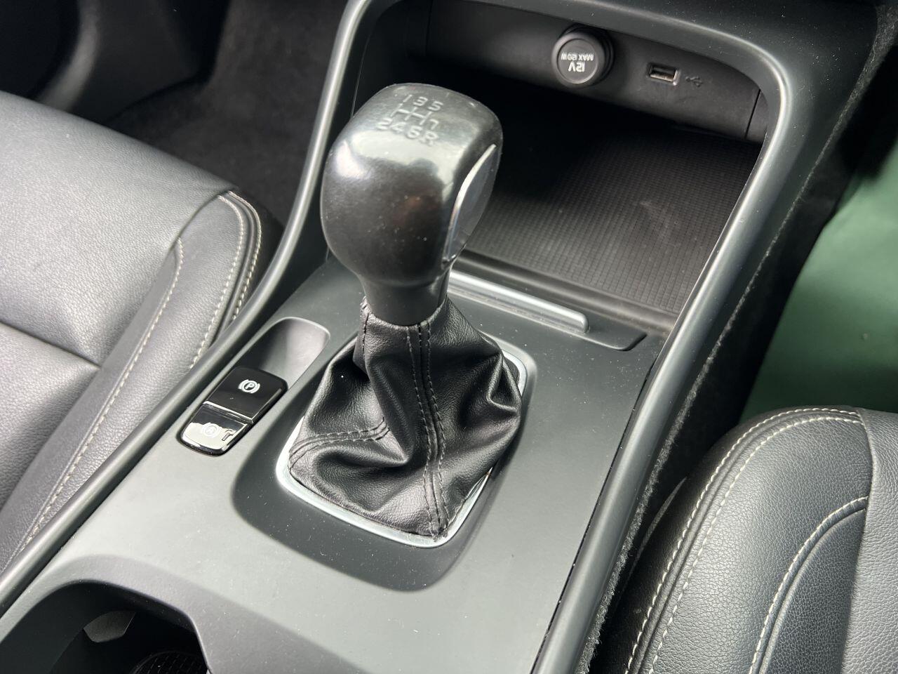 Volvo XC40 view 35