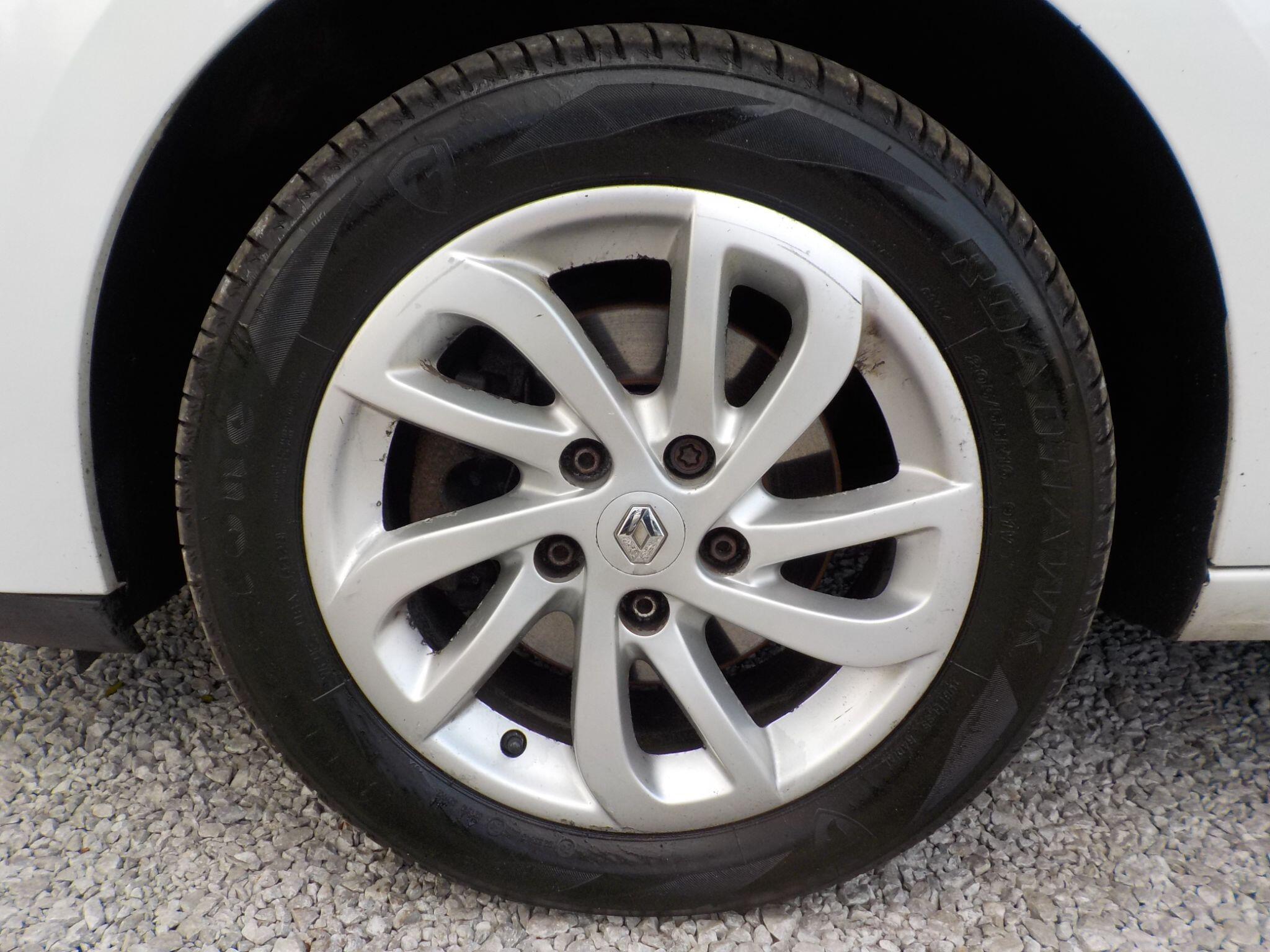 Renault Megane 1.5 dCi Limited Nav Euro 6 (s/s) 5dr