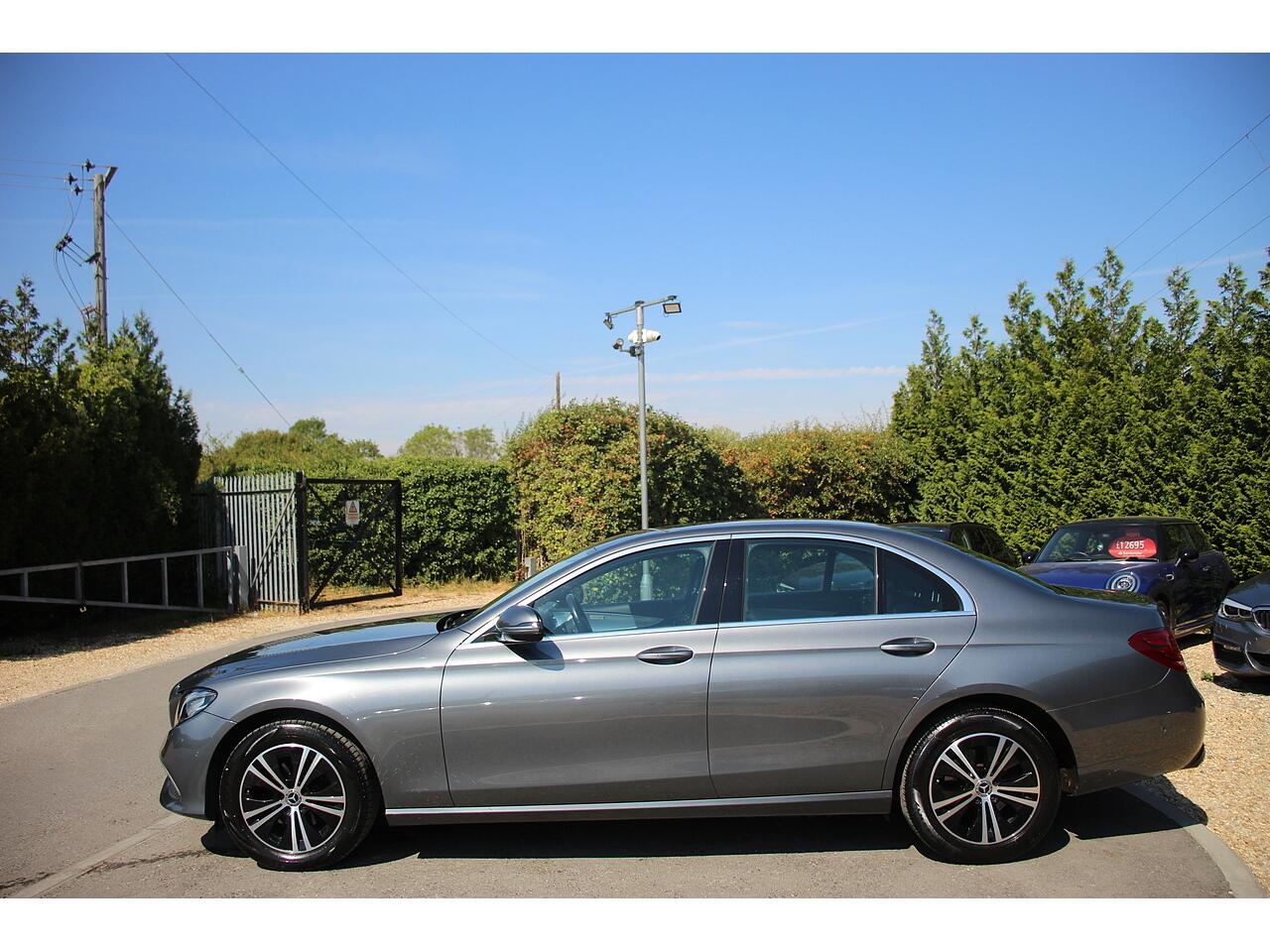 Mercedes-Benz E Class view 8