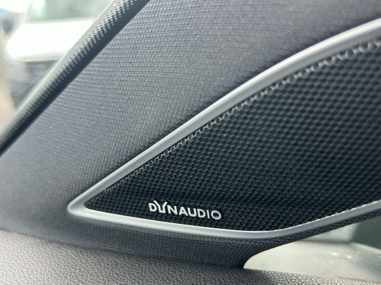 Volkswagen Golf view 33