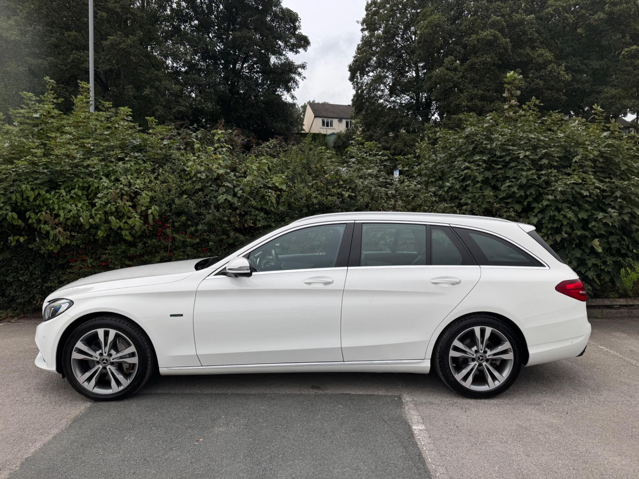 Mercedes-Benz C-Class view 10