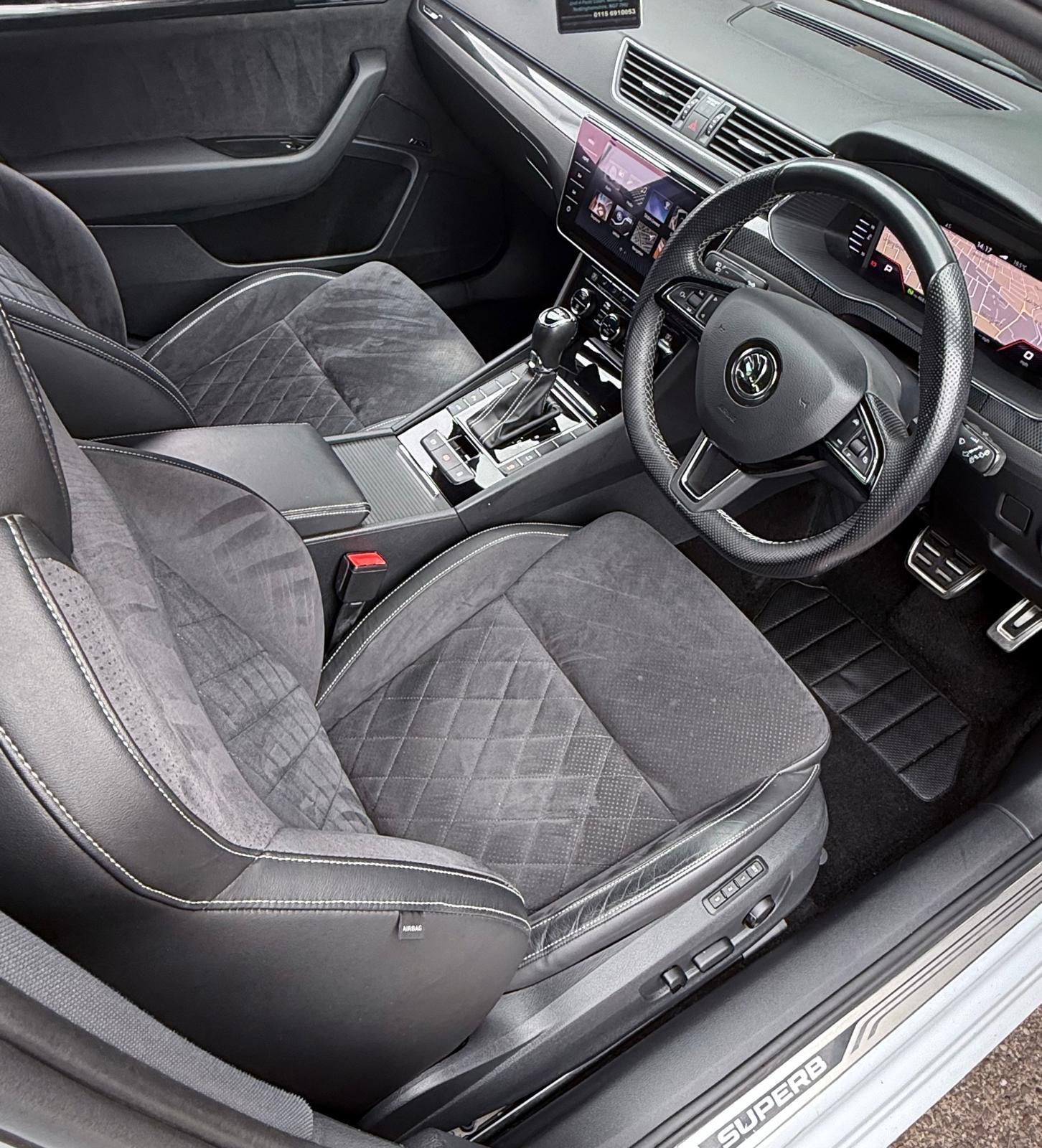 Skoda Superb view 85