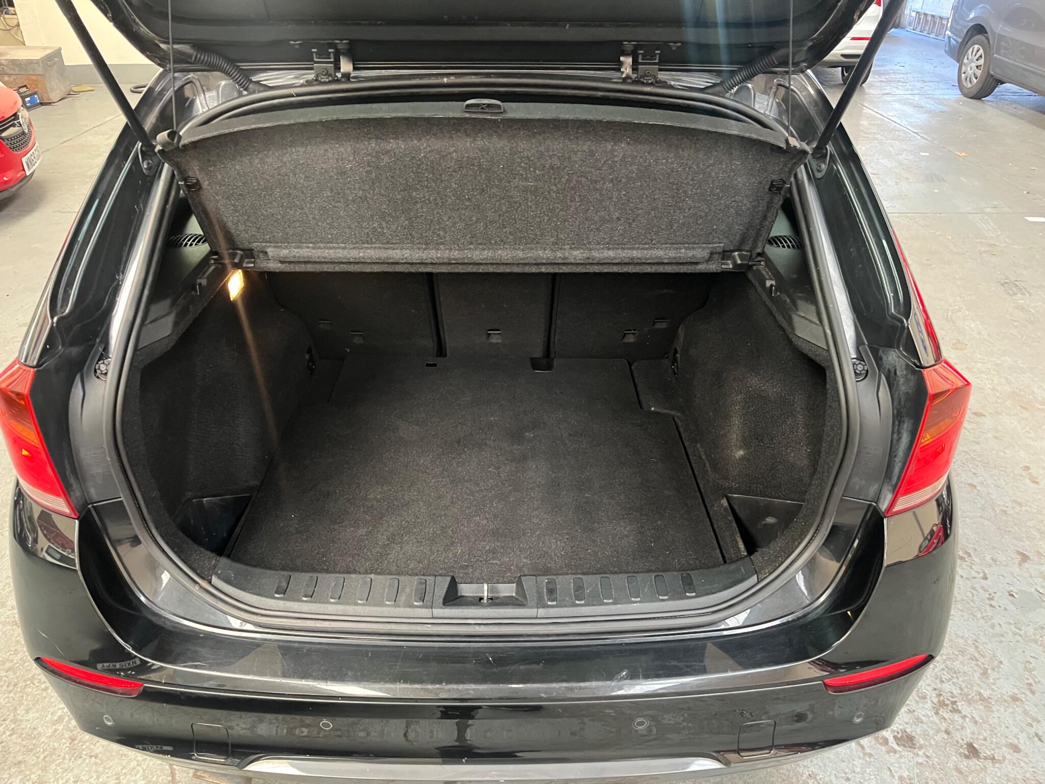 BMW X1 view 32
