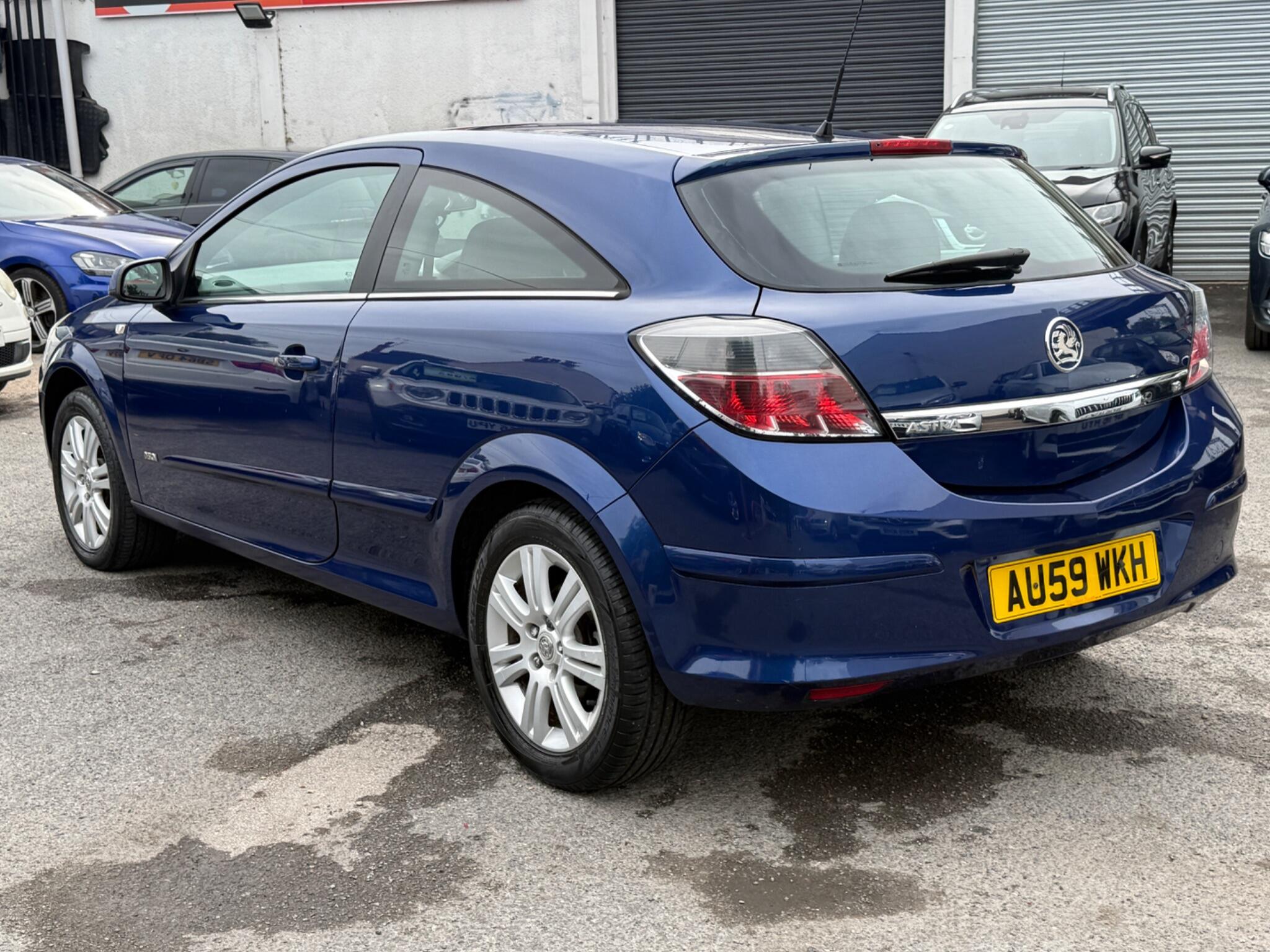Vauxhall Astra - Image 13