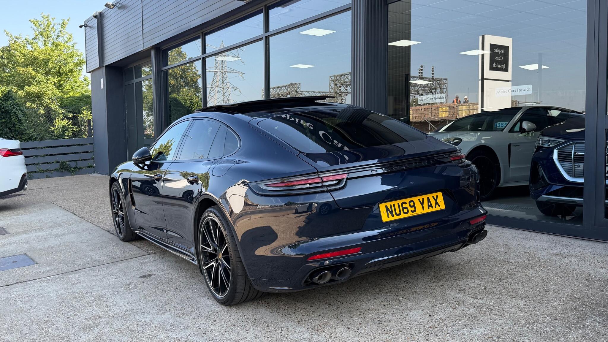 Porsche Panamera view 6