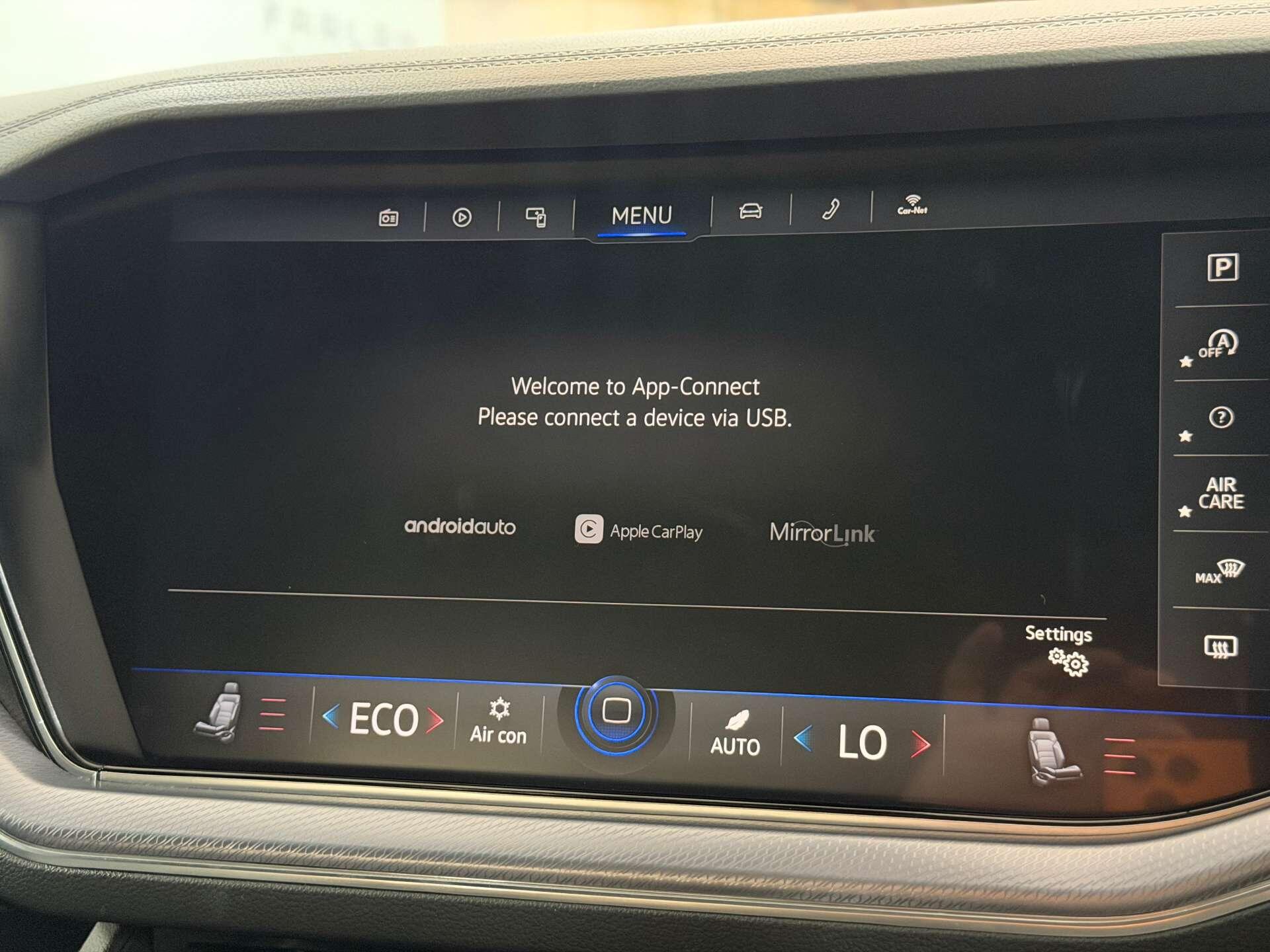 Volkswagen Touareg view 39