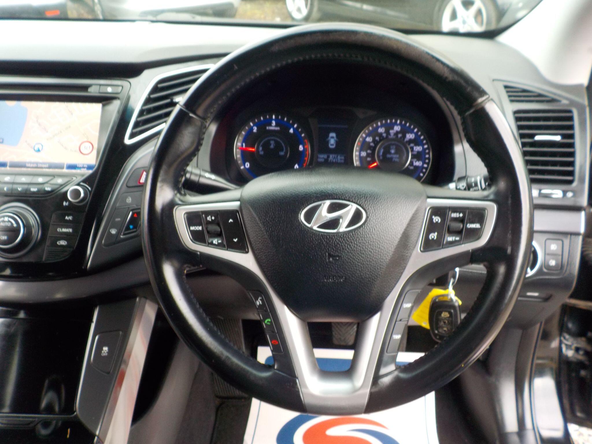 Hyundai i40 1.7 CRDi Blue Drive Style Euro 5 (s/s) 4dr