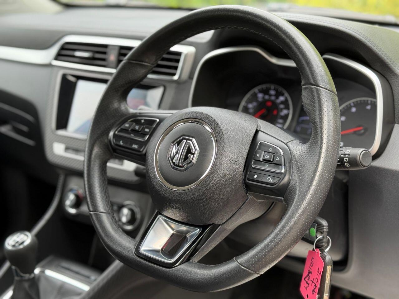 MG MG ZS view 9