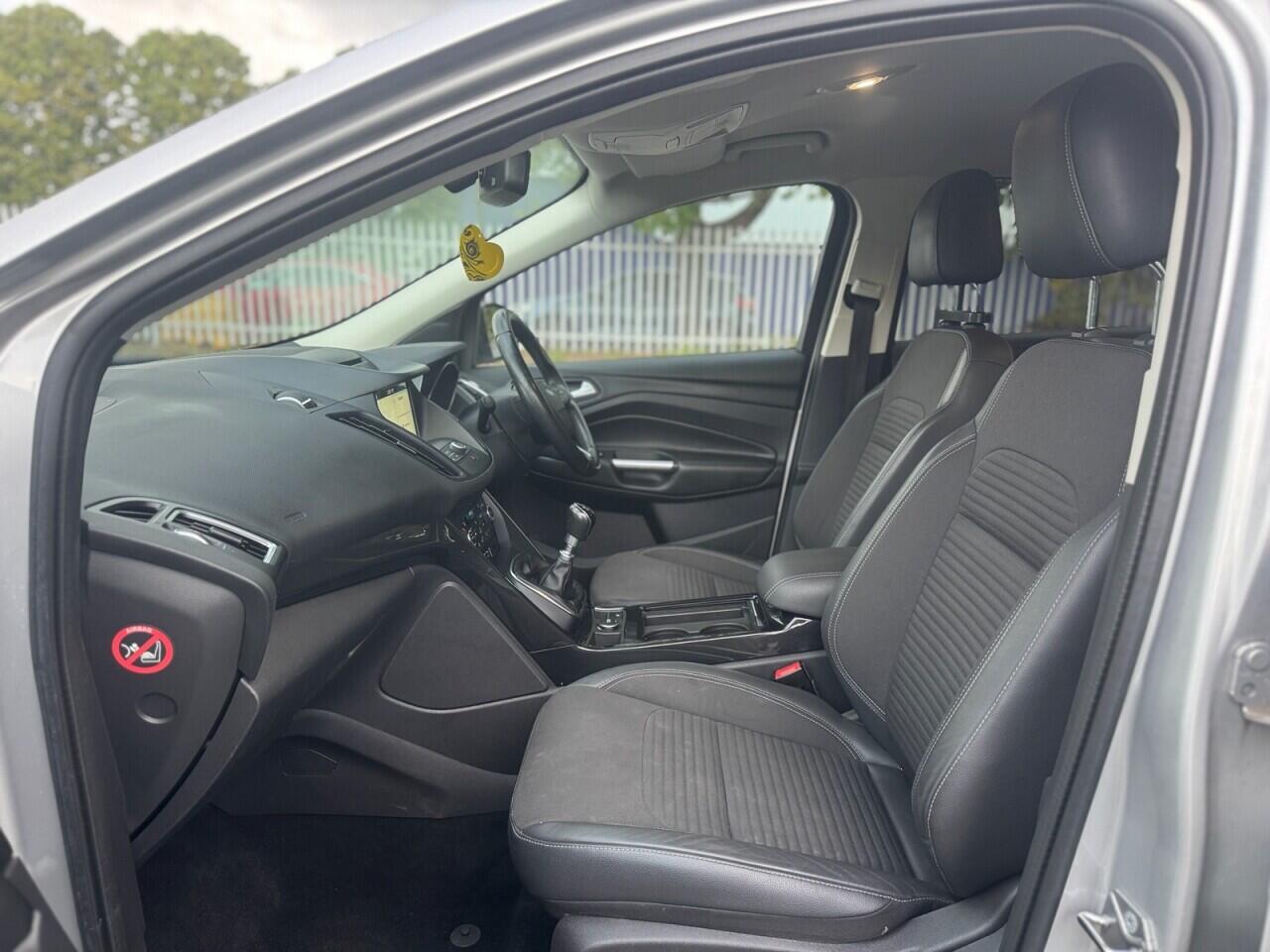 Ford Kuga view 12