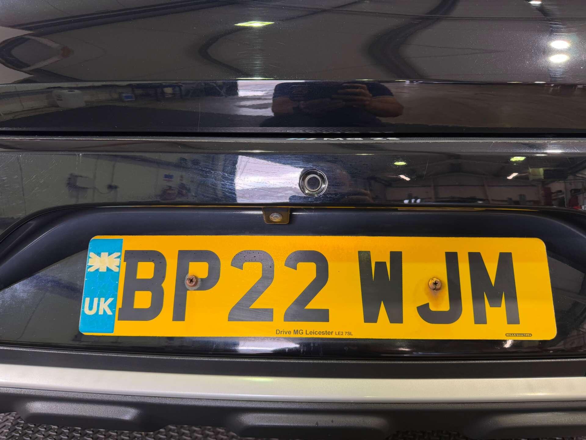 MG ZS view 9