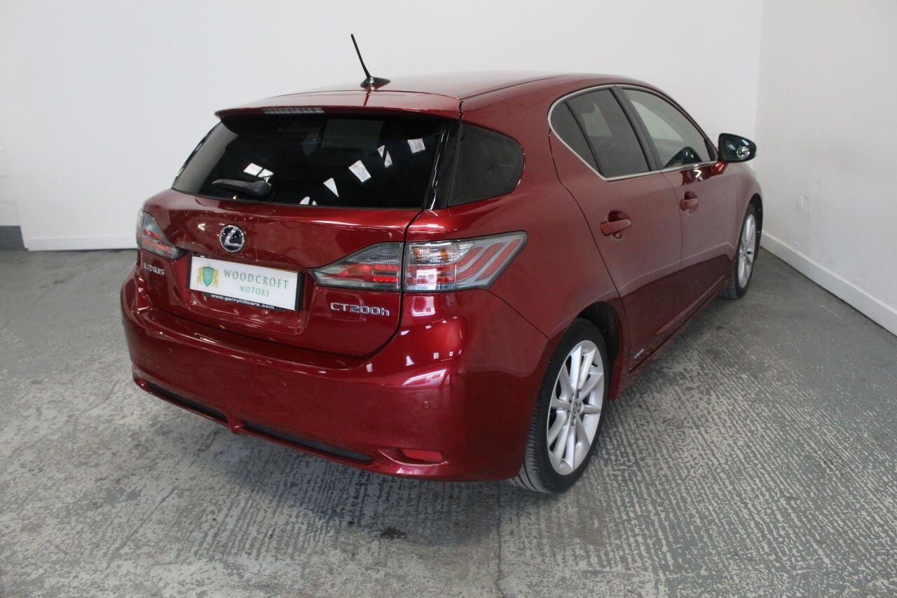 Lexus CT view 8
