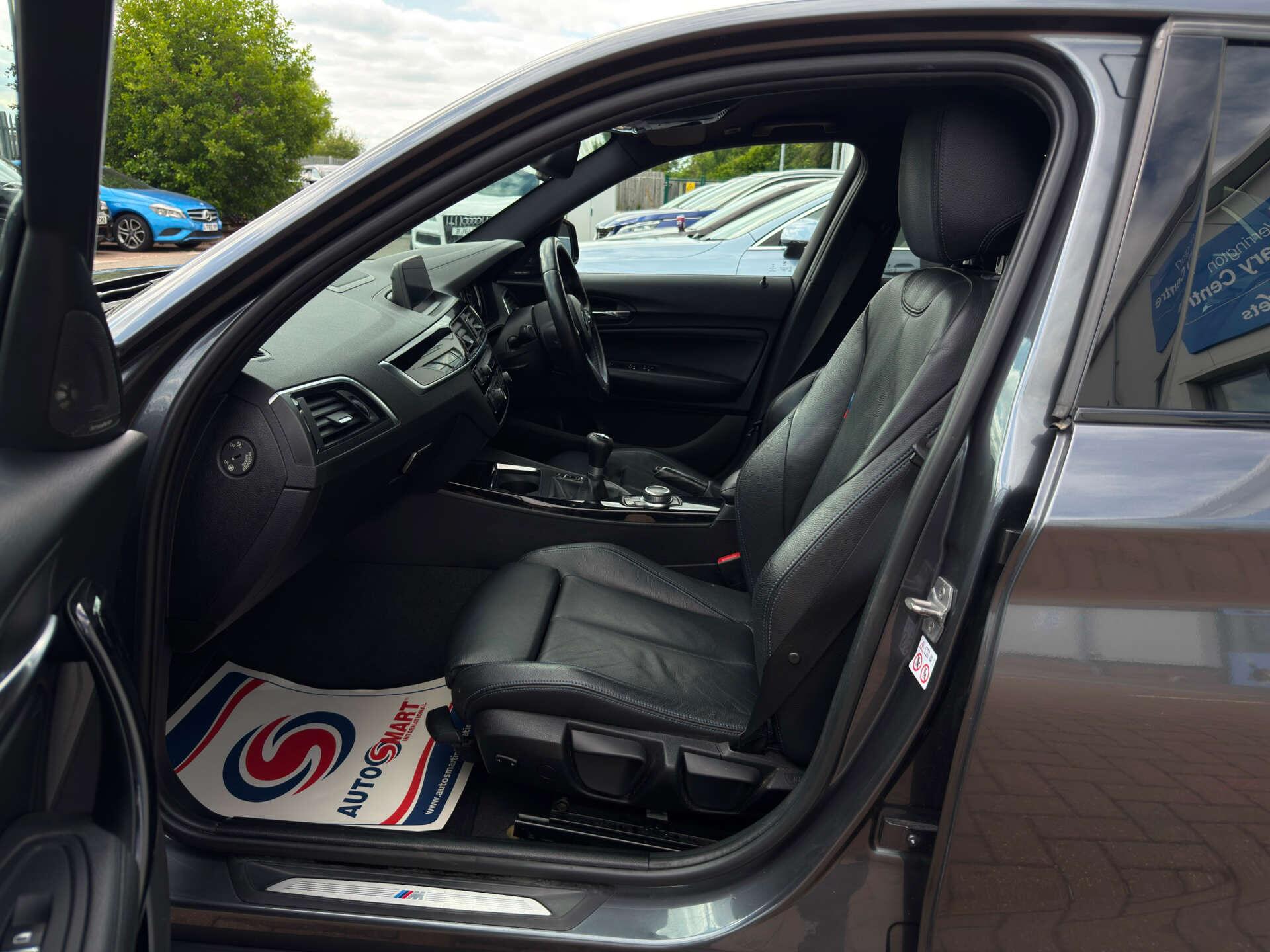 BMW 1 Series view 48