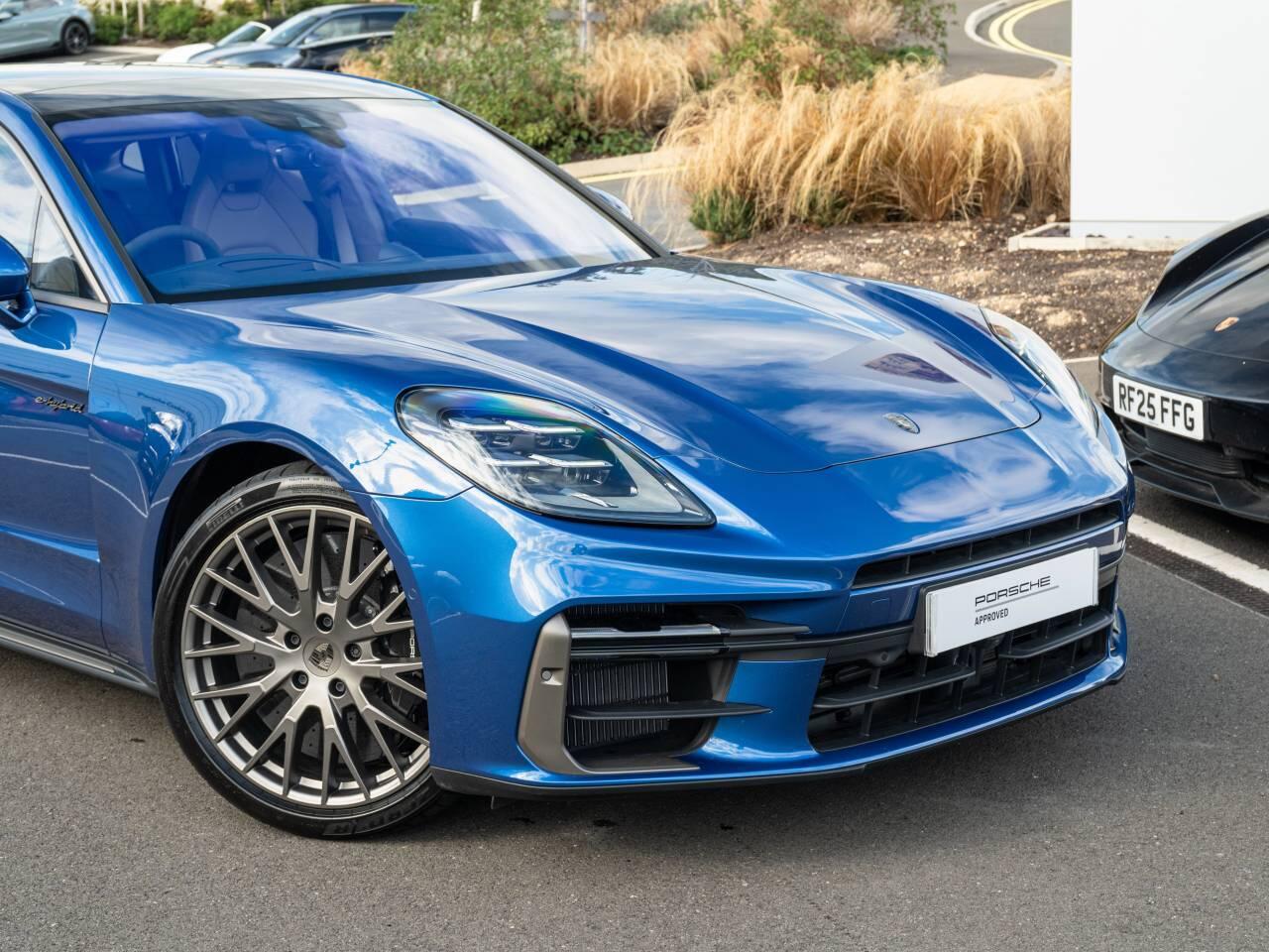 Porsche Panamera view 15