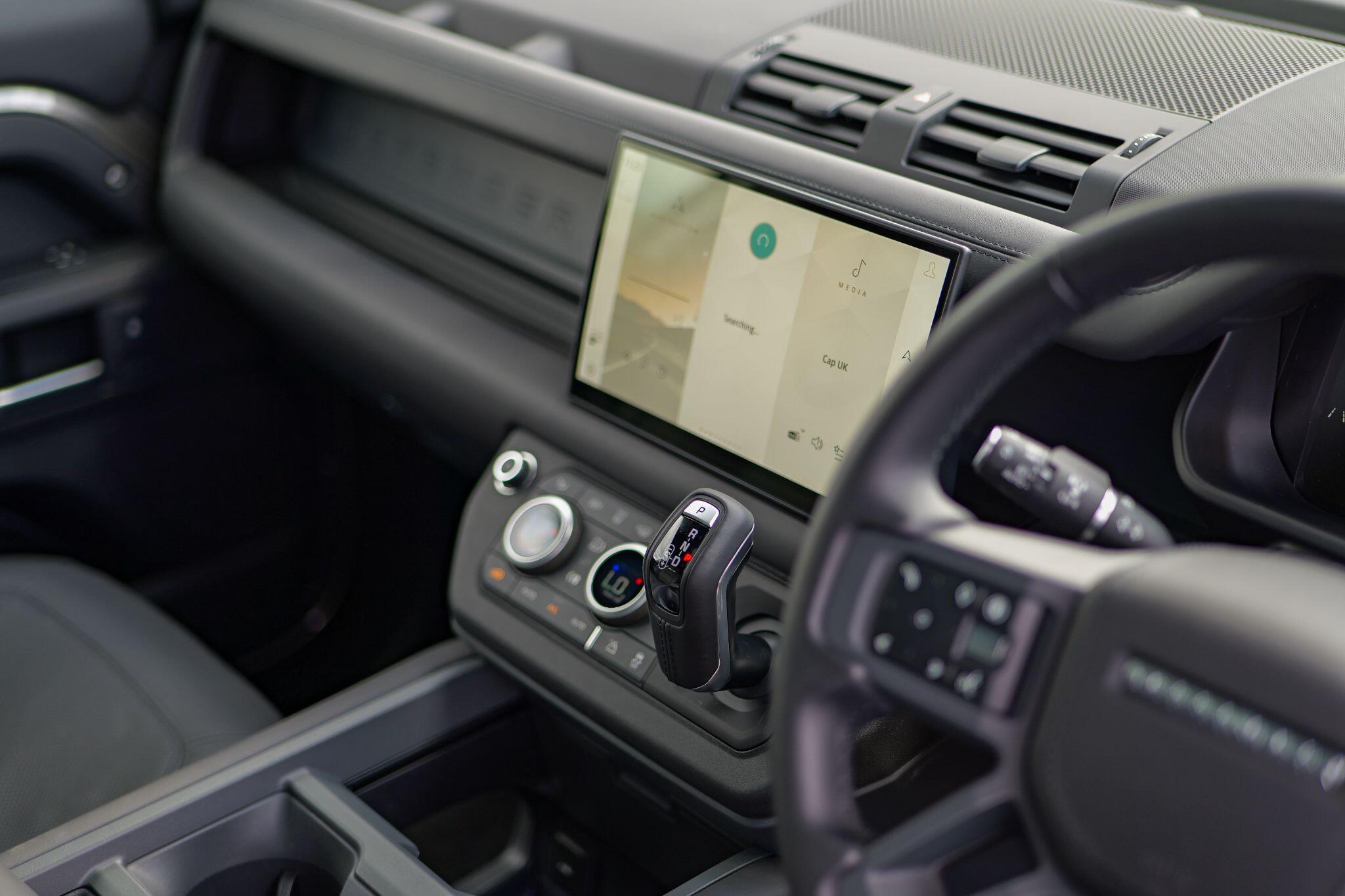 Land Rover Defender view 17