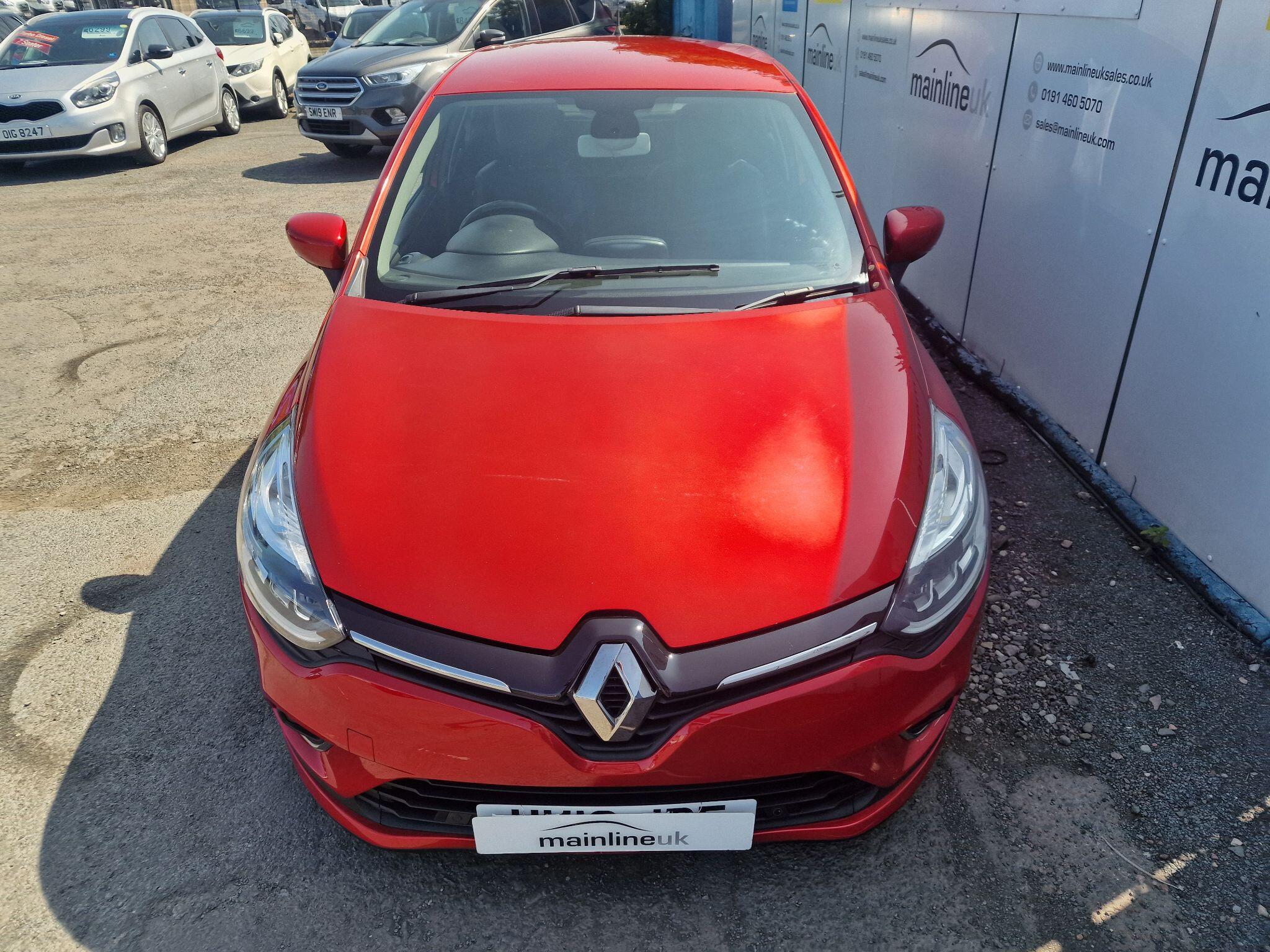 Renault Clio view 2