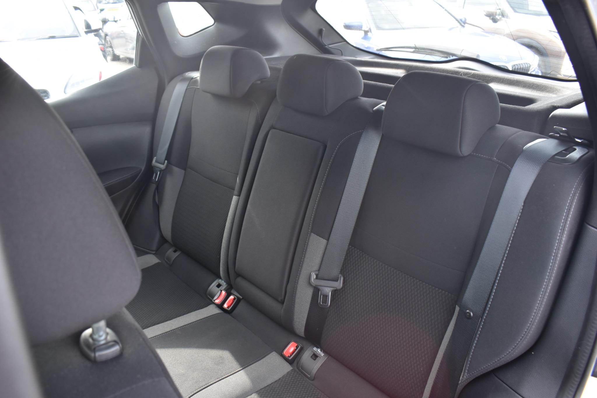 Qashqai - 1.3 DIG-T Acenta Premium Euro 6 (s/s) 5dr - Image 18