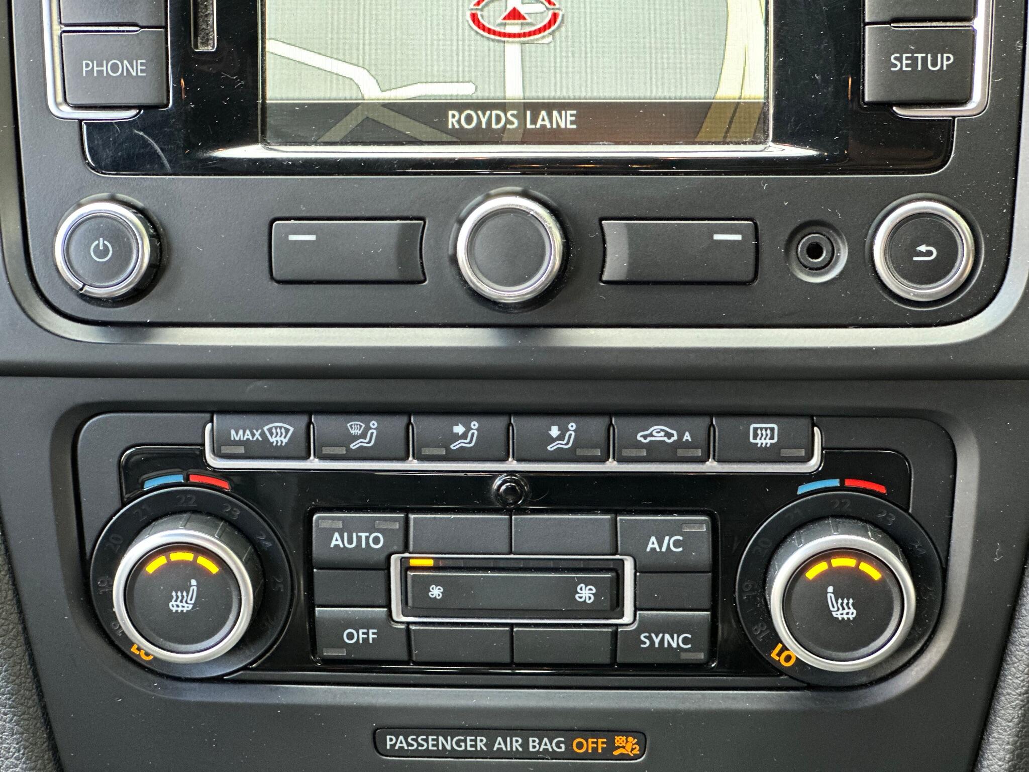 Volkswagen Golf view 23
