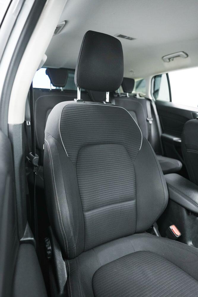 Ford Focus view 13