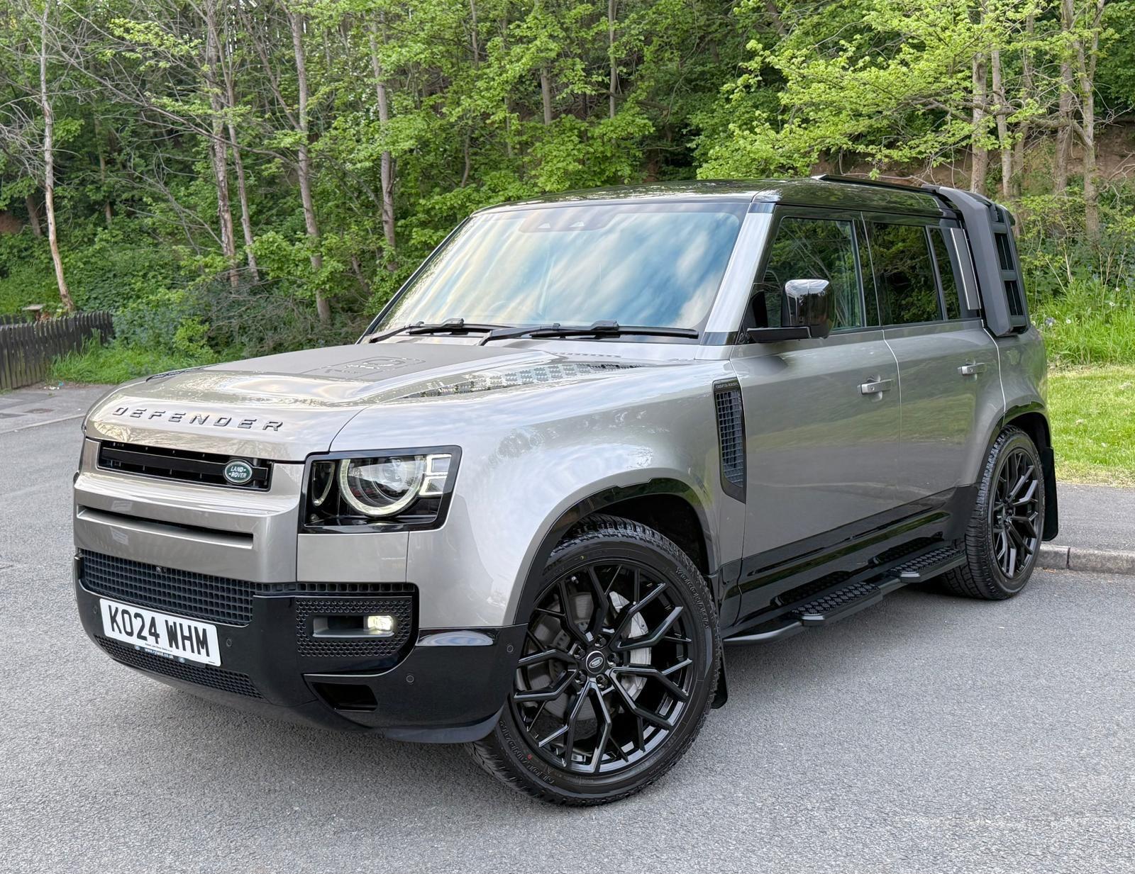 Land Rover Defender view 37