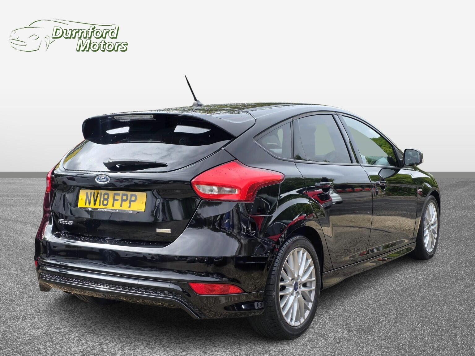Ford Focus view 4