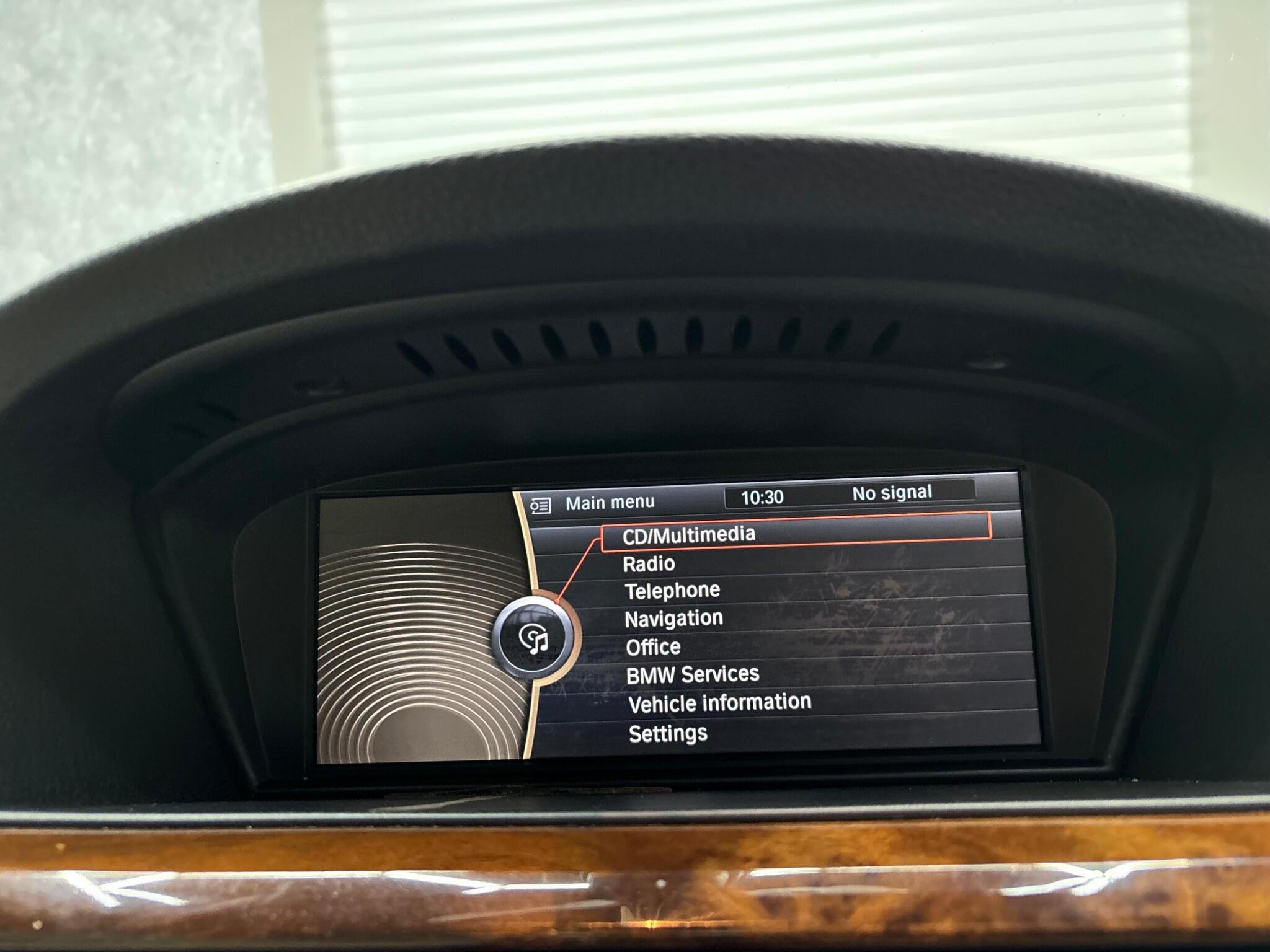 BMW 3 Series view 15