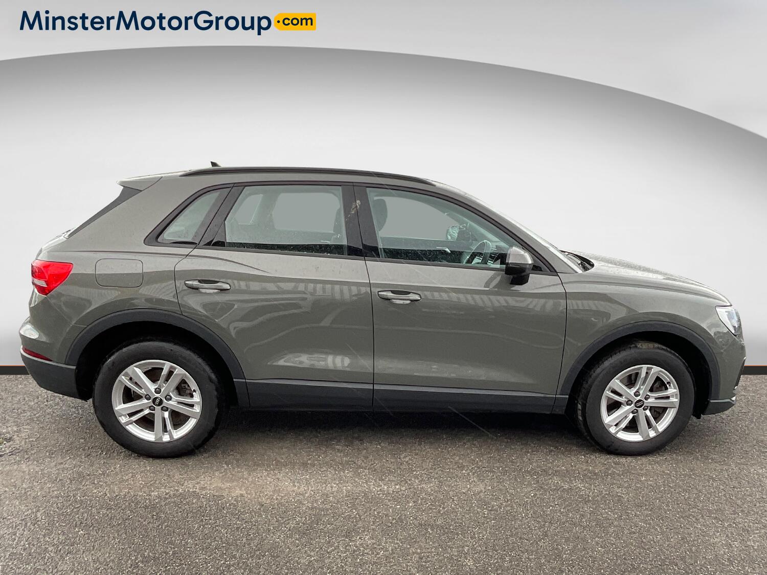 Audi Q3 view 2